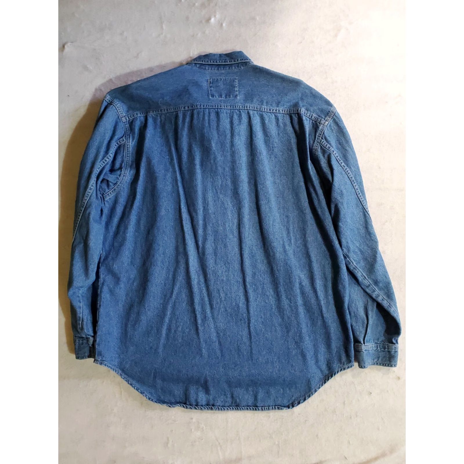 Levi's VINTAGE Levi's Denim Button-Up Shirt Men's Large Blue 90s Casual Workwear Long Sleeve Collared Shirt Men - Regular Fit Size US L / EU 52-54 / 3 - 8 Thumbnail