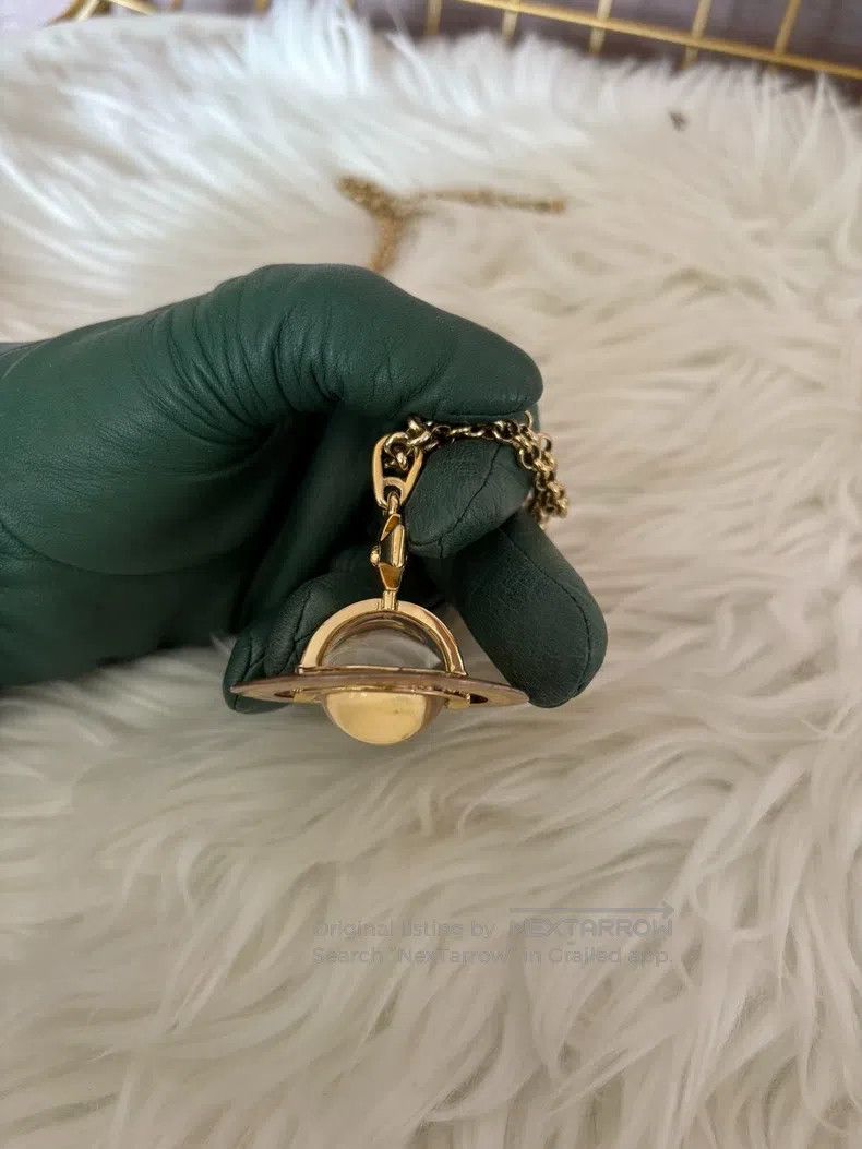 Vivienne Westwood Vivienne Westwood Large Gold Orb Necklace Size ONE SIZE - 2 Thumbnail