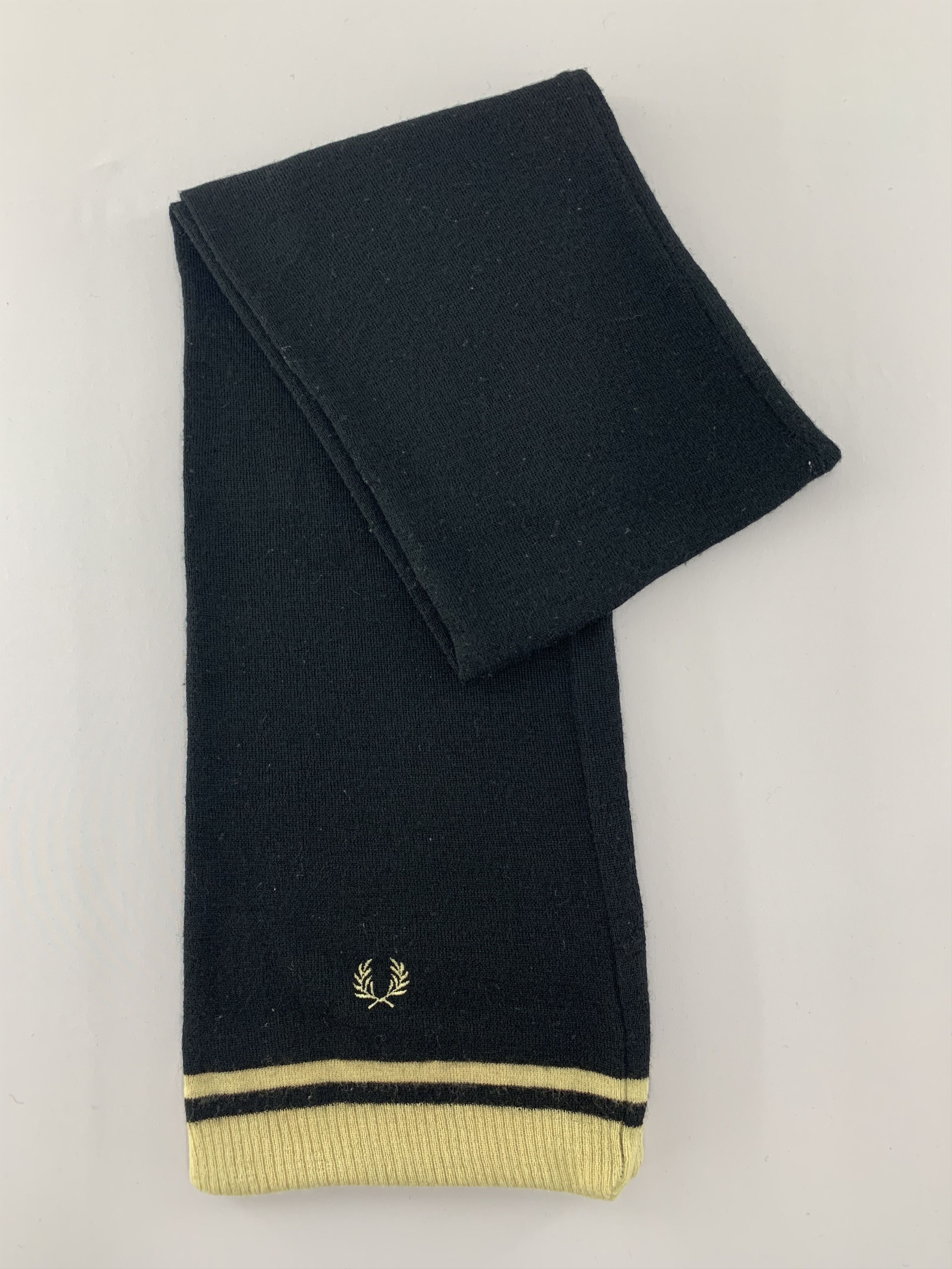 Fred Perry Fred Perry Scarf Wool Muffler Neck Wrap BL5145 Size ONE SIZE - 2 Thumbnail