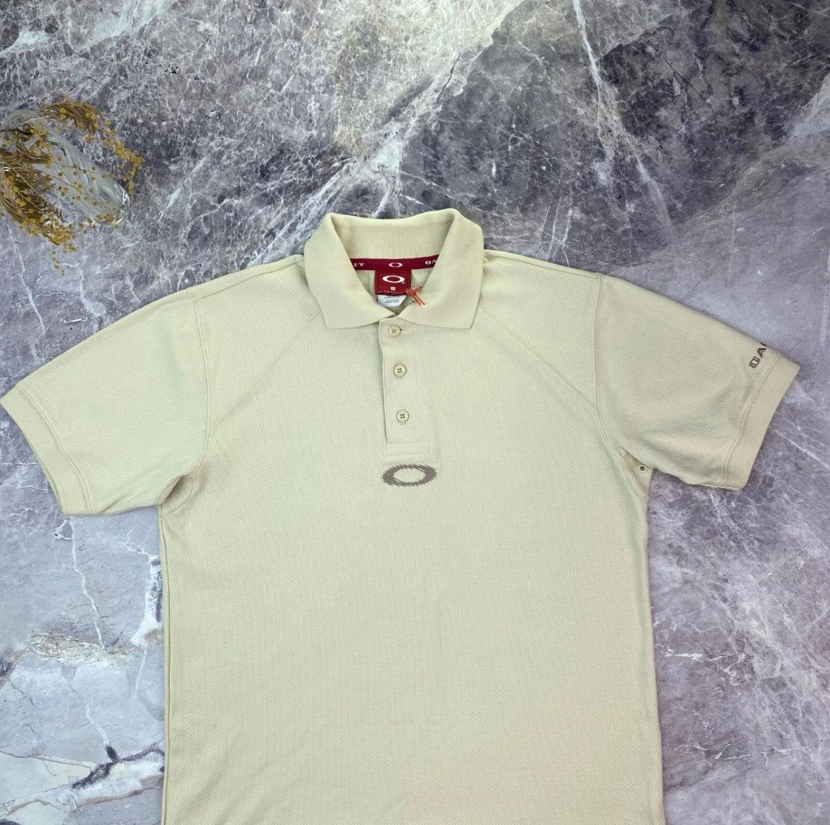 Oakley Vintage 90s Oakley Center Logo Beige Polos T-shirt Y2K Size US S / EU 44-46 / 1 - 5 Thumbnail