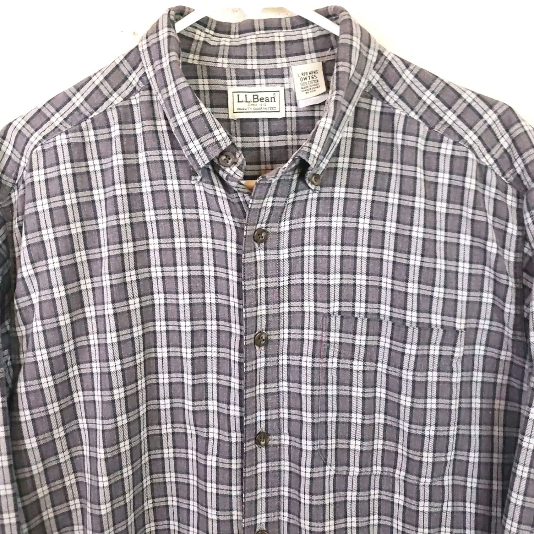 Vintage L.L. Bean Men's L Gray Red Flannel Plaid Button-Up Shirt Regular Fit Cotton Soft Casual Outdoor Size US L / EU 52-54 / 3 - 3 Thumbnail