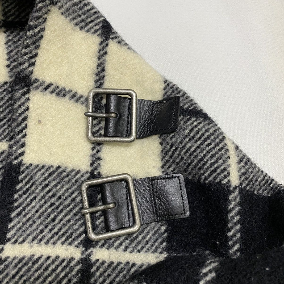 Burberry BURBERRYS PLAID WOOL HOODED CAPE SCARF BUR071 Size ONE SIZE - 5 Thumbnail
