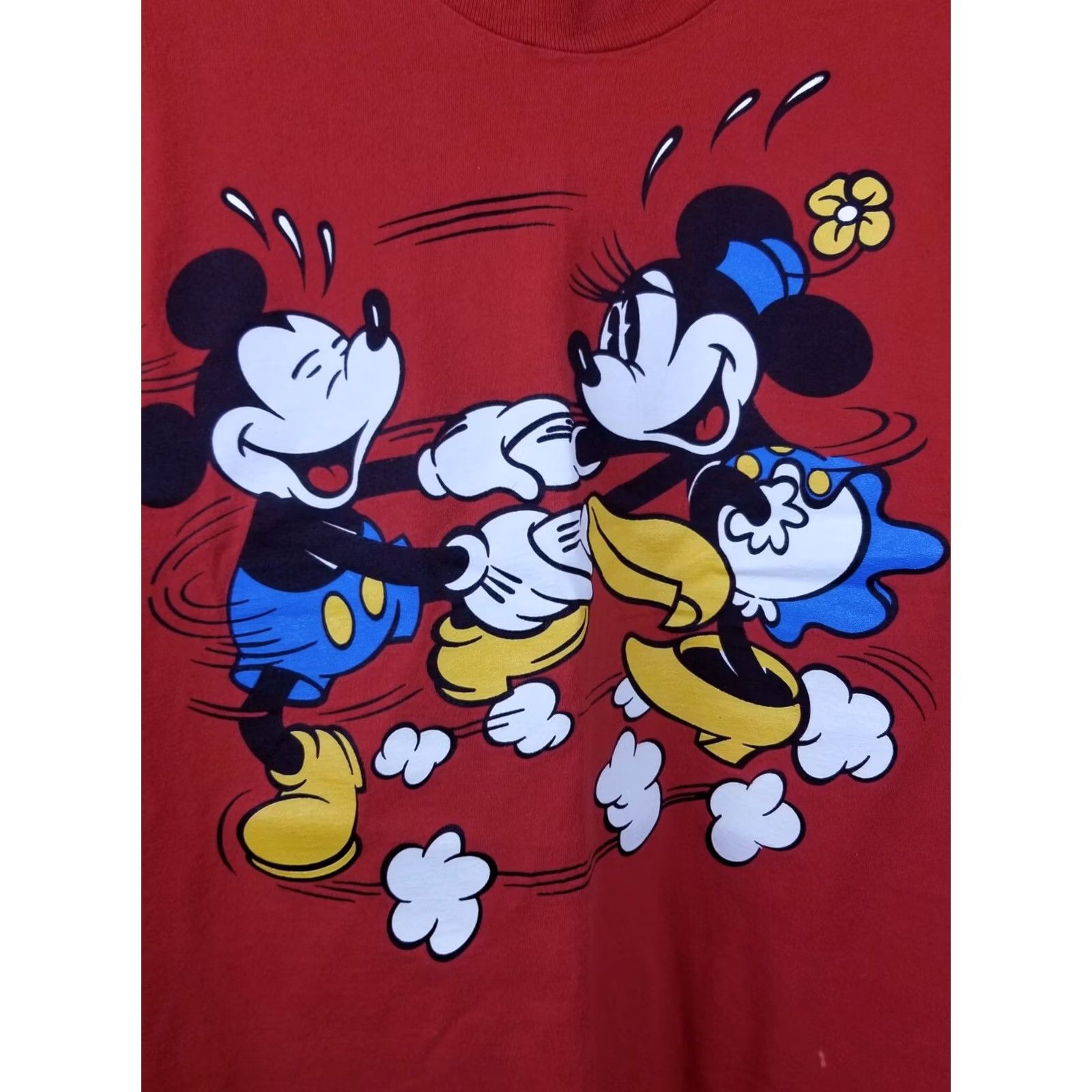 Disney VINTAGE 90' MICKEY MOUSE & MINNIE MOUCE DISNEY RED SINGLE STITCH T-SHIRT SZ XXXL Shirt Men 3XL Red Disney 90s Vintage Mens T-Shirt MCMD Minnie Mickey Size US XXL / EU 58 / 5 - 2 Thumbnail