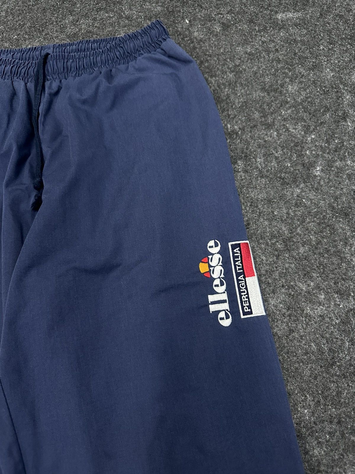 Ellesse × Vintage Vintage Ellesse Italia Nylon Track Pant Size 28-30 F53 Size US 30 / EU 46 - 6 Thumbnail
