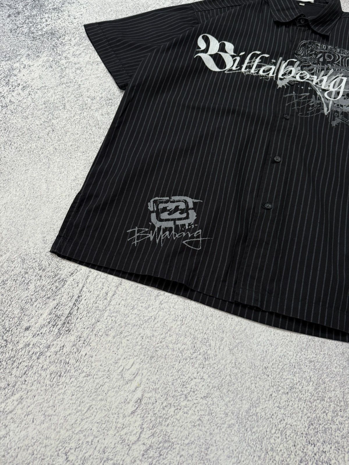 Billabong Vintage Y2K Billabong Short Sleeve Shirt Tatto Tribal Surf Size US XXL / EU 58 / 5 - 4 Thumbnail