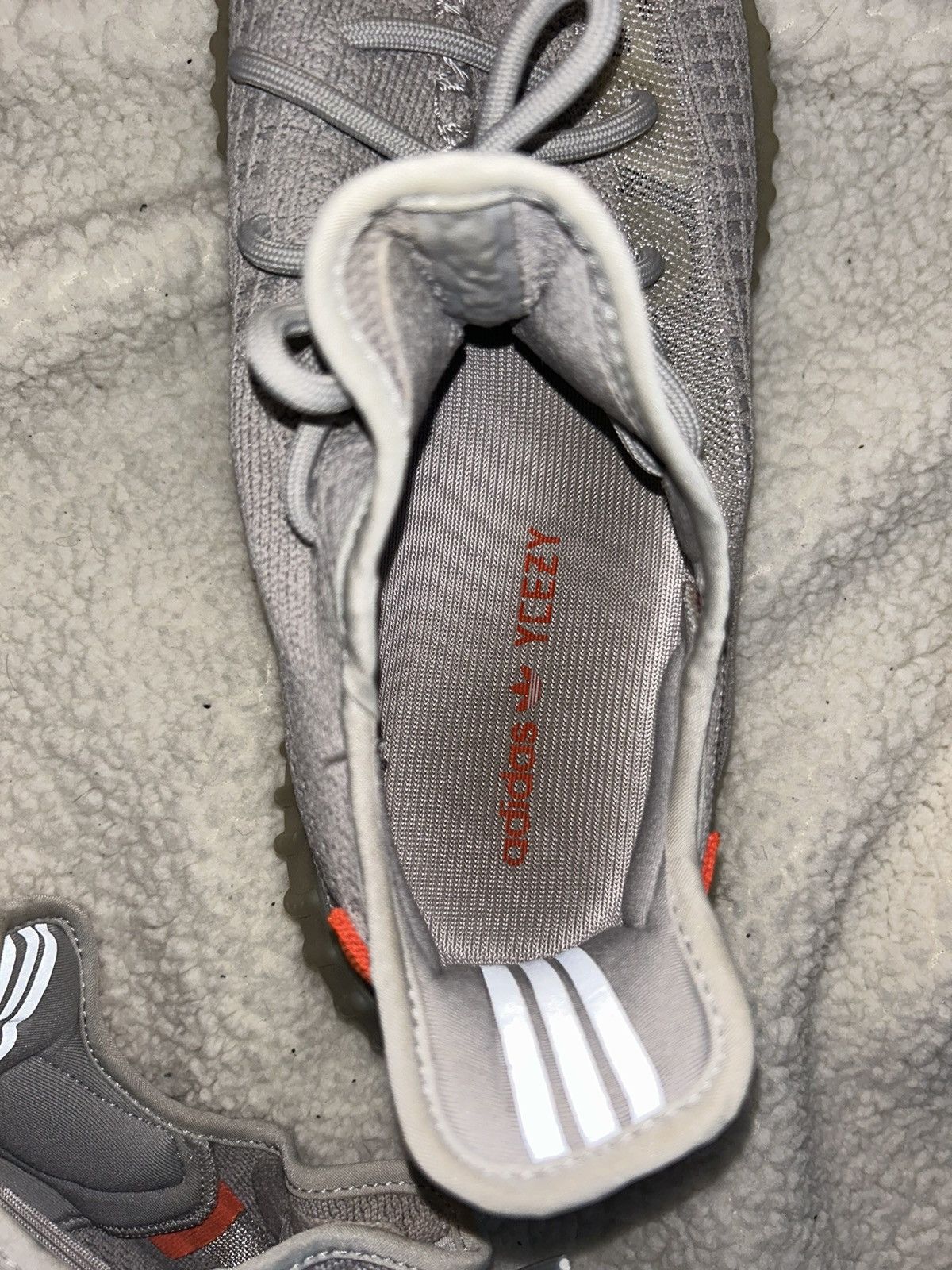 Adidas Adidas Yeezy Boost 350 V2 Tail Light Size 11.5 W/o Box Size US 11.5 / EU 44-45 - 6 Thumbnail