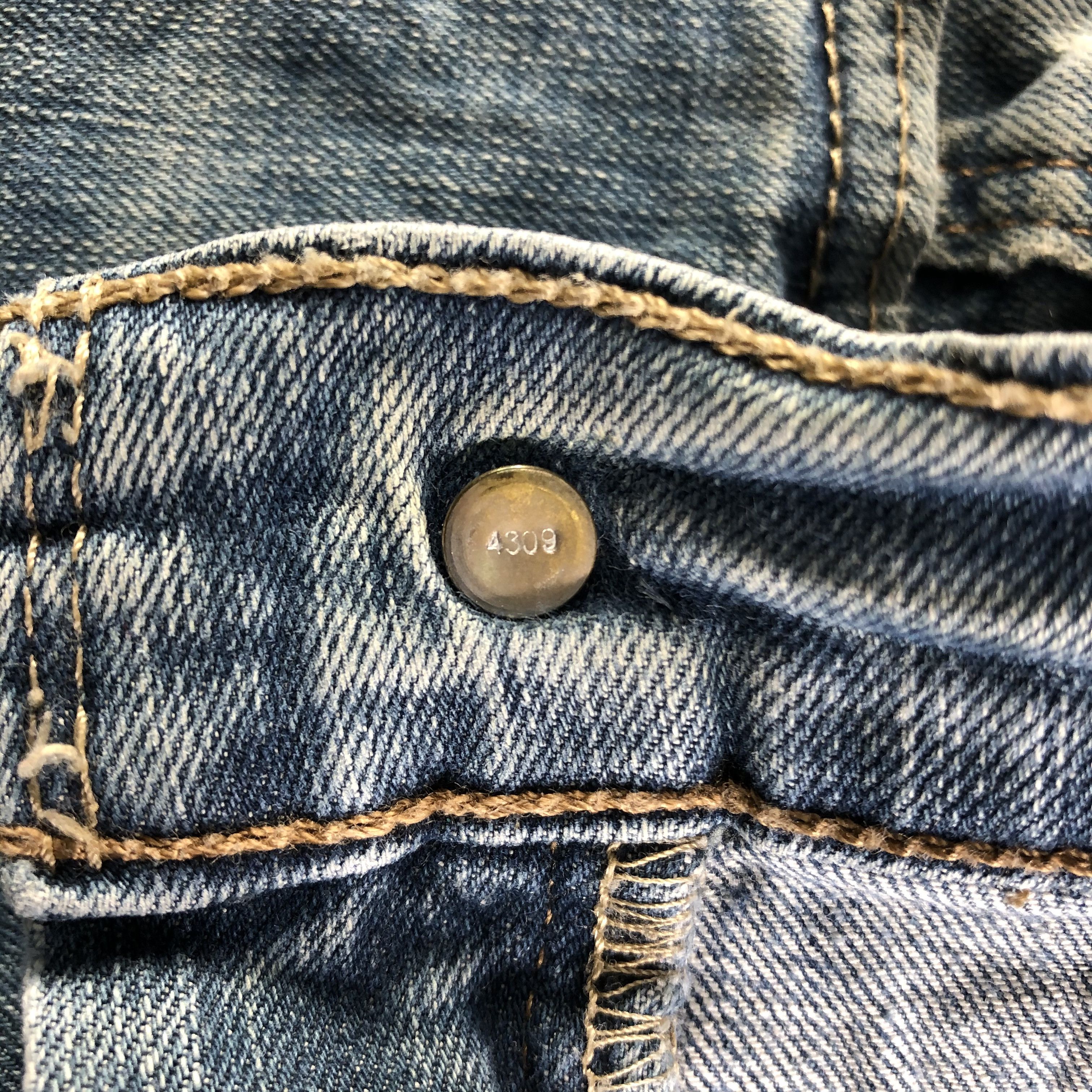 Levi's Vintage Levis 505 Jeans-J4094 Size US 33 - 9 Thumbnail