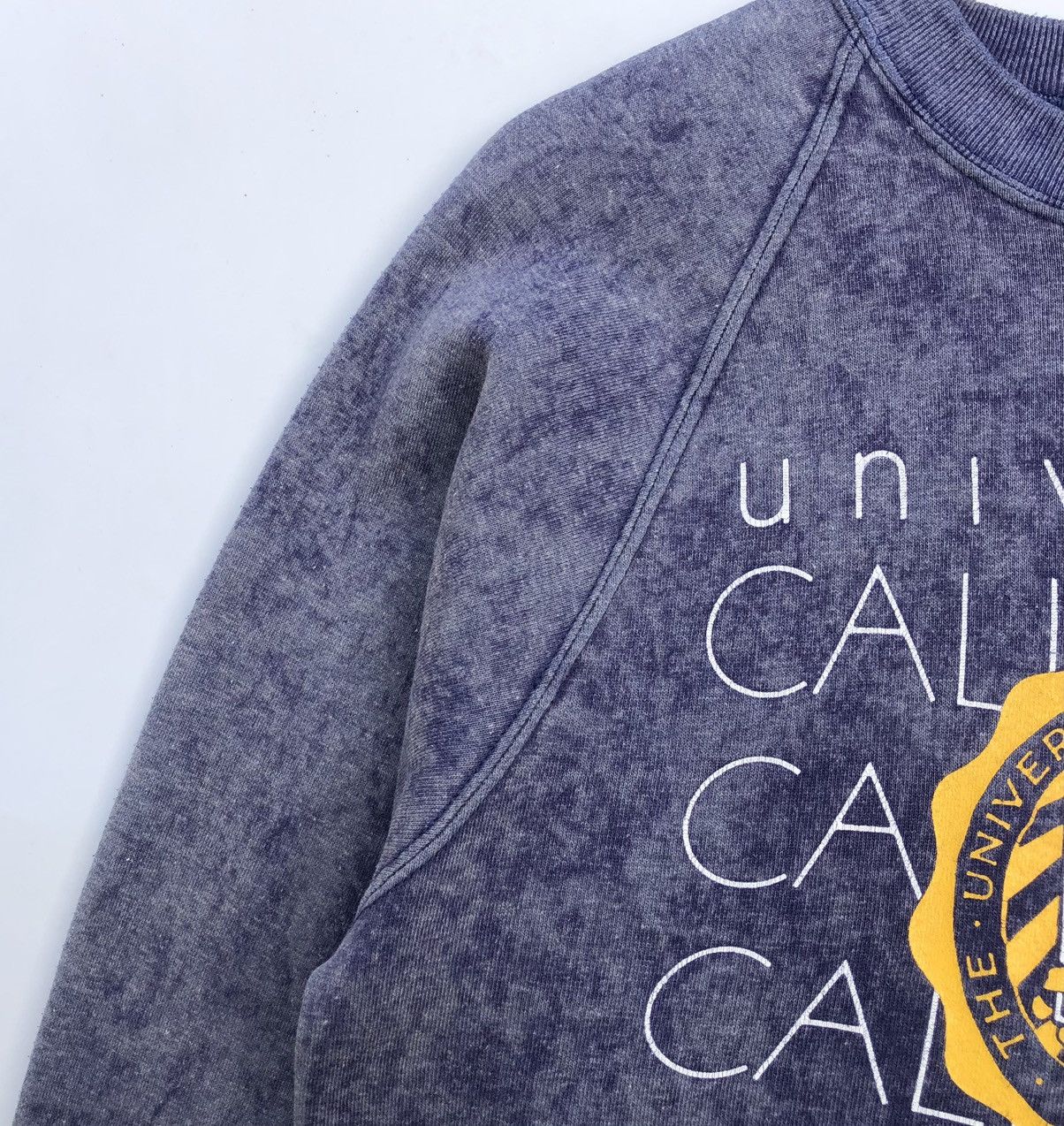 Vintage Vintage 80s Sun Faded UCSB Sweatshirts Made in USA 🇺🇸 Size US M / EU 48-50 / 2 - 7 Thumbnail