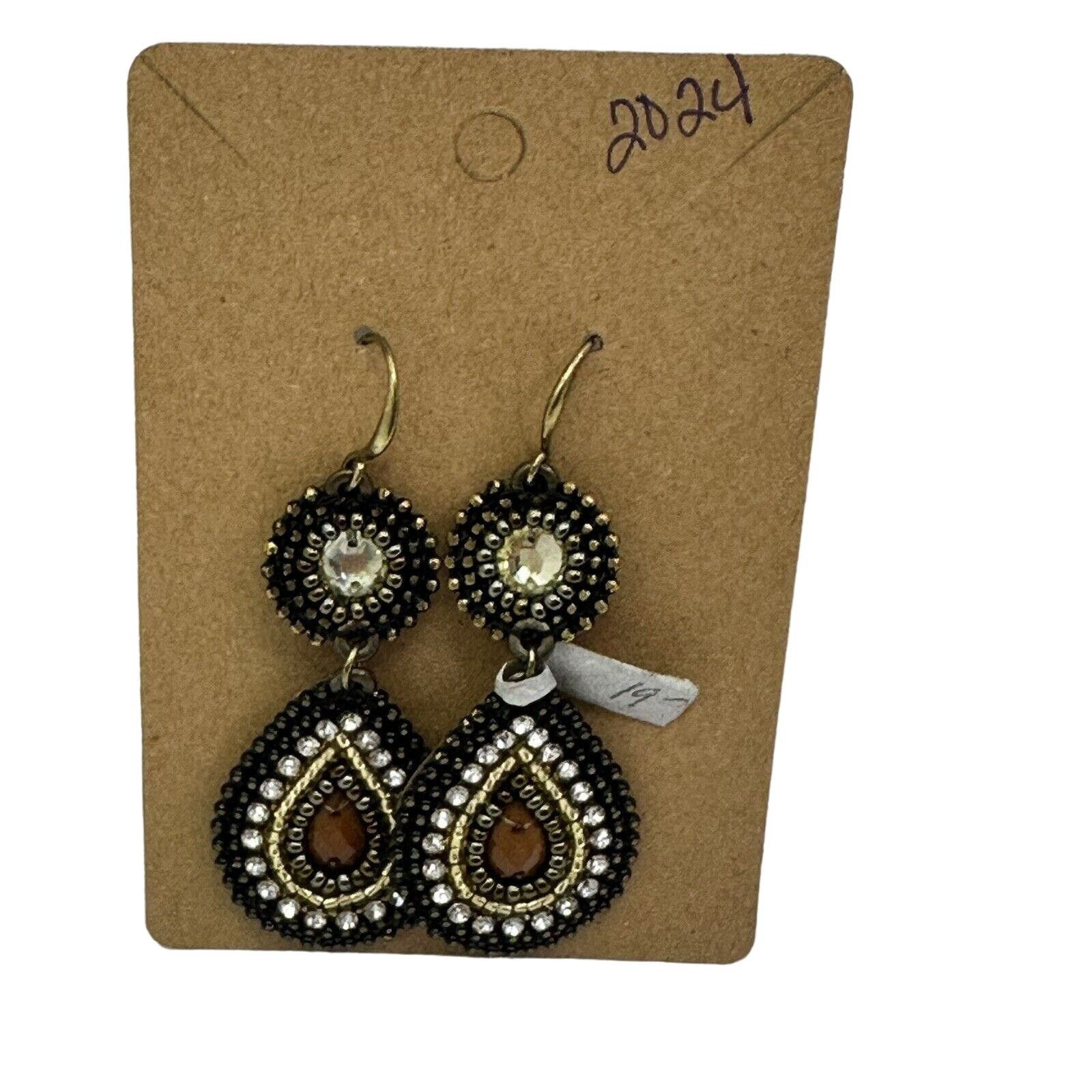 Handmade NEW Dangle Teardrop Beads Neutral Colors Hook Earrings Size ONE SIZE - 2 Thumbnail