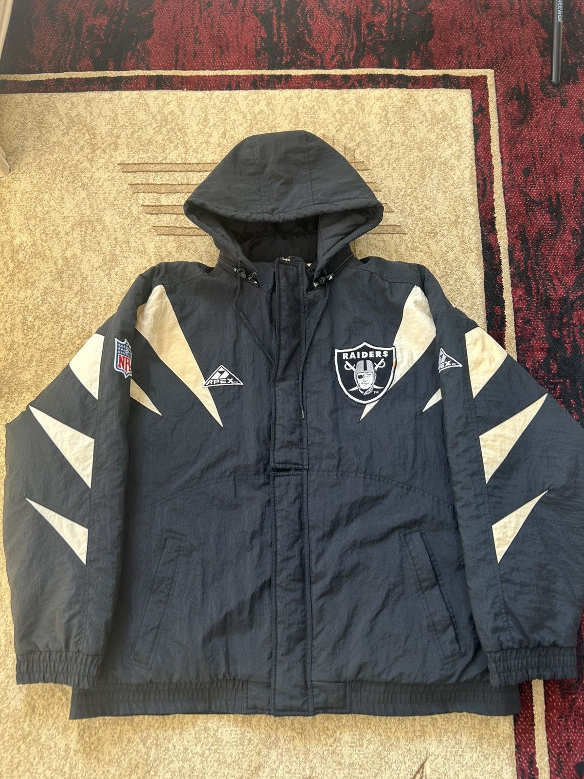 Apex One Vintage 90s Apex One Oakland Raiders Shark Tooth Jacket Size US XL / EU 56 / 4 - 13 Thumbnail