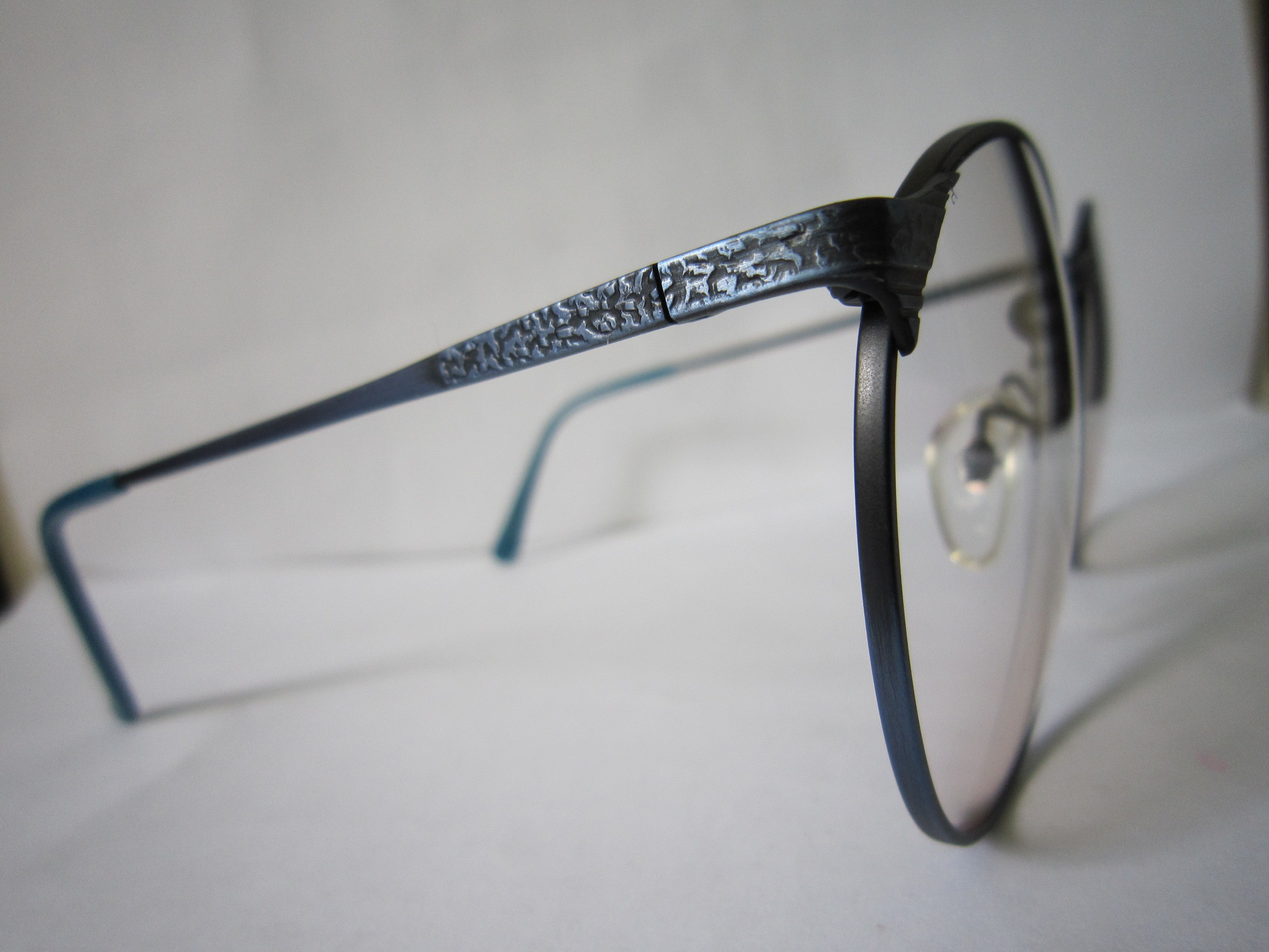 Vintage Vintage 80s TURA Bue Round Eyeglasses Frame Size ONE SIZE - 2 Thumbnail