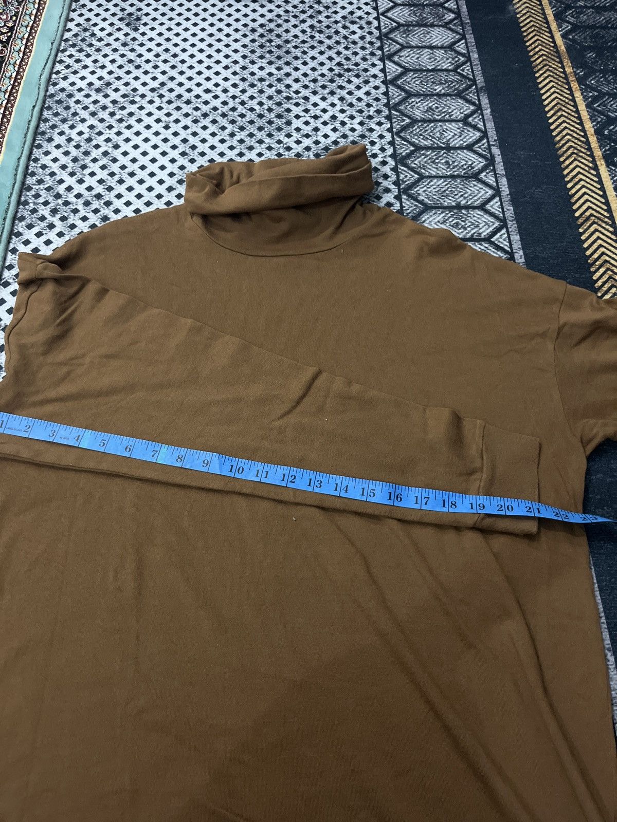 Attachment 💥Attachment Monster Neck/ Turtle Neck AVANTGARDE T Shirts Size US XL / EU 56 / 4 - 14 Thumbnail