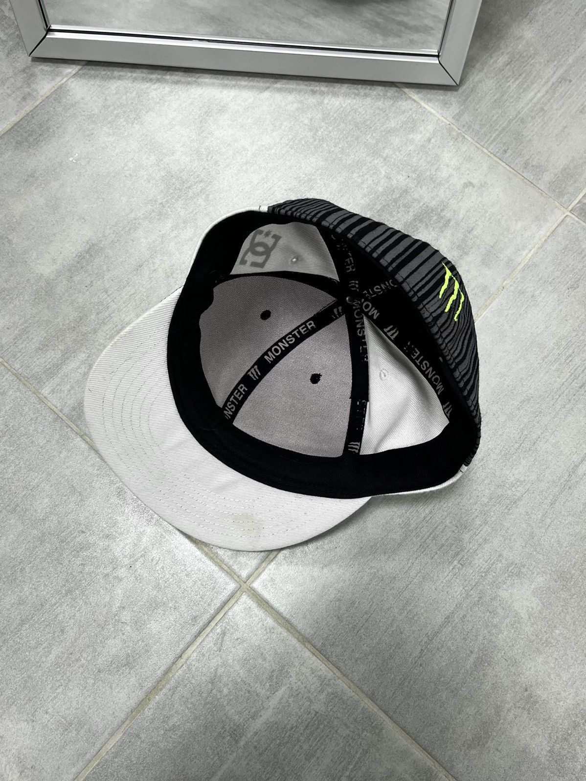 DC Vintage Cap Monster Energy DC Big Logo Racing SnapBack Size ONE SIZE - 3 Thumbnail