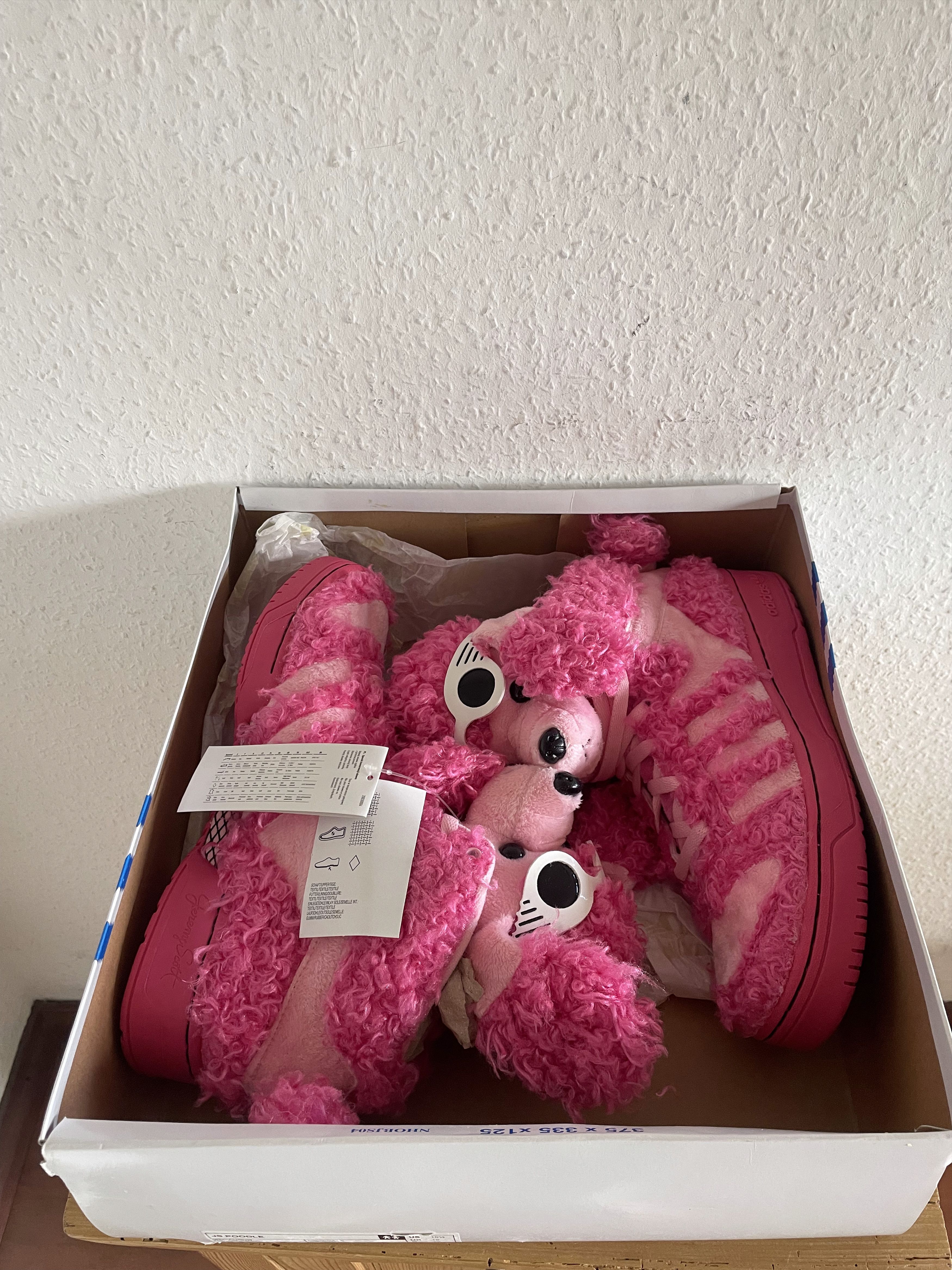 Adidas × Jeremy Scott JS Poodle Pink Fur Sneaker Size US 10 / EU 43 - 3 Thumbnail