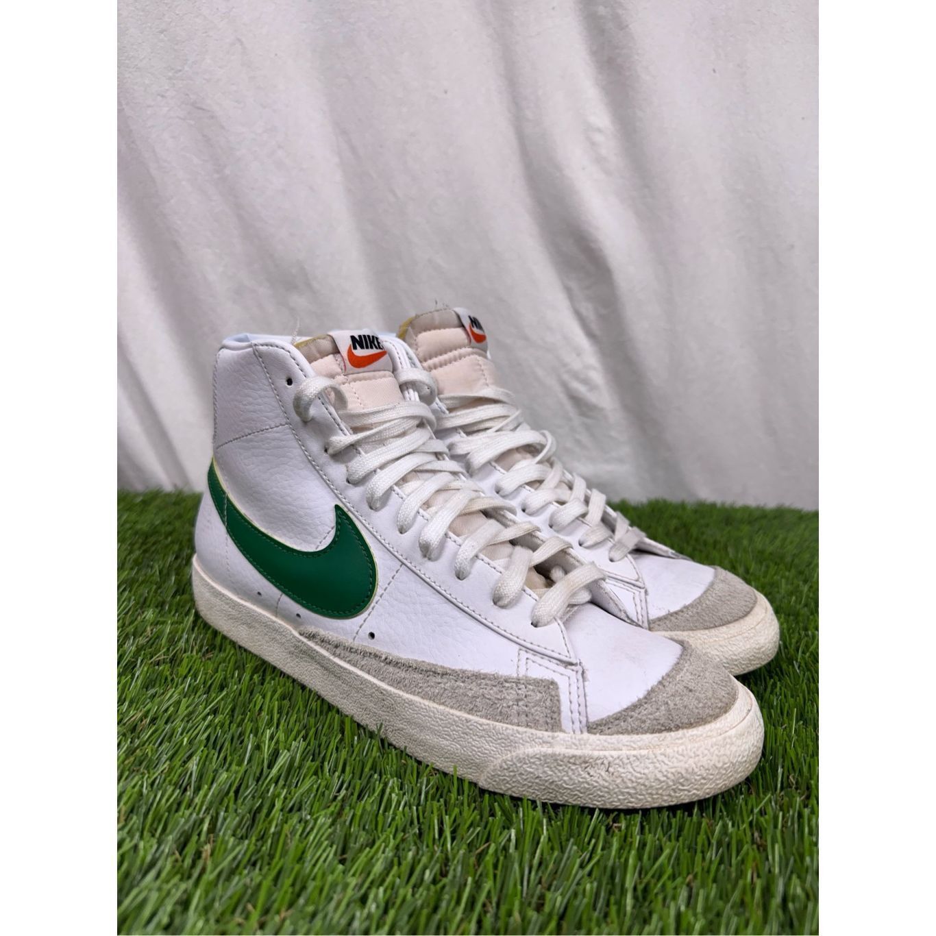 Nike Nike Blazer '77 Vintage Mid White Pine Green Size 9 Basketba Size US 9 / EU 42 - 1 Thumbnail