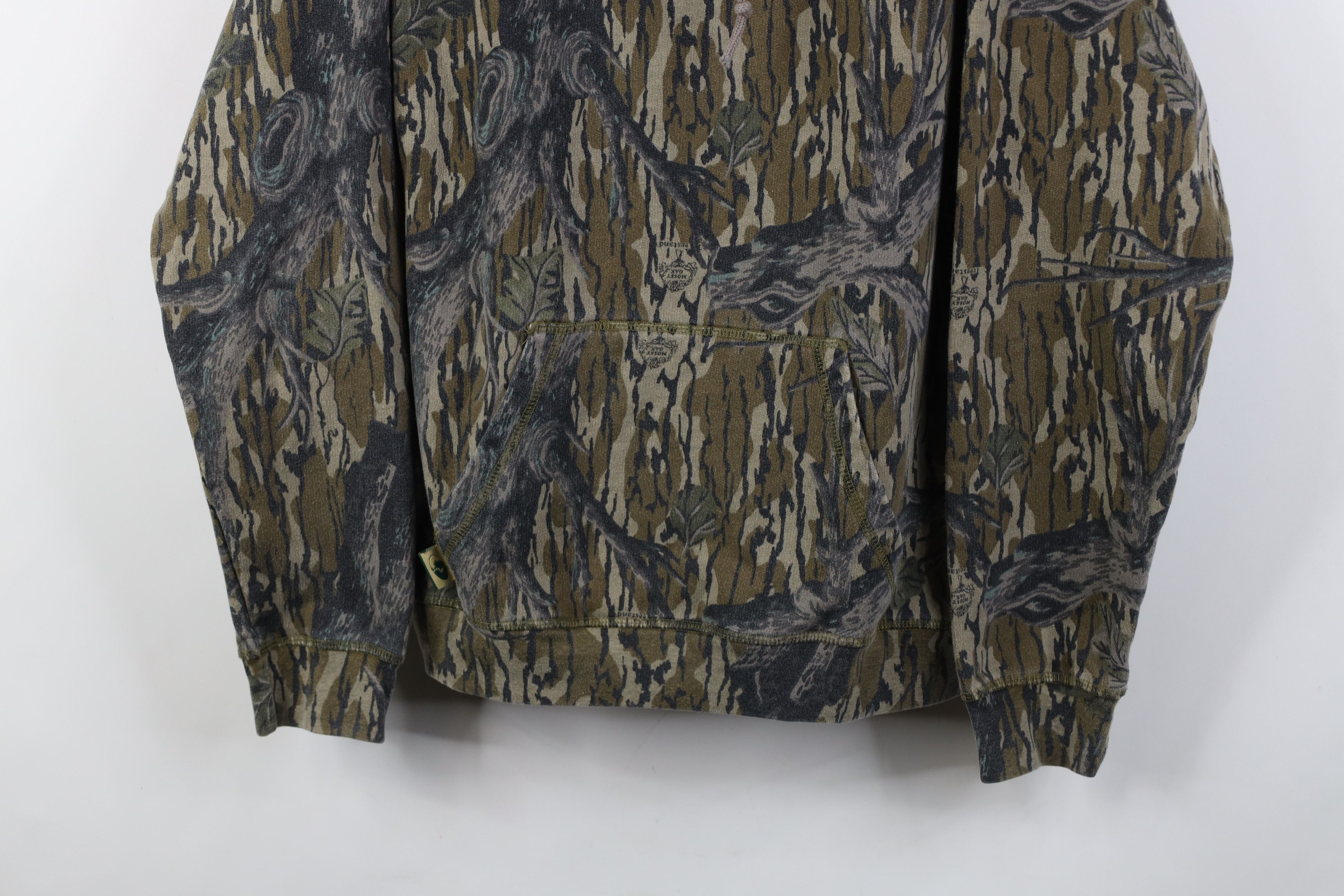 Mossy Oaks Vintage Mossy Oak Camouflage Heavyweight Hoodie Sweatshirt Size US M / EU 48-50 / 2 - 3 Thumbnail