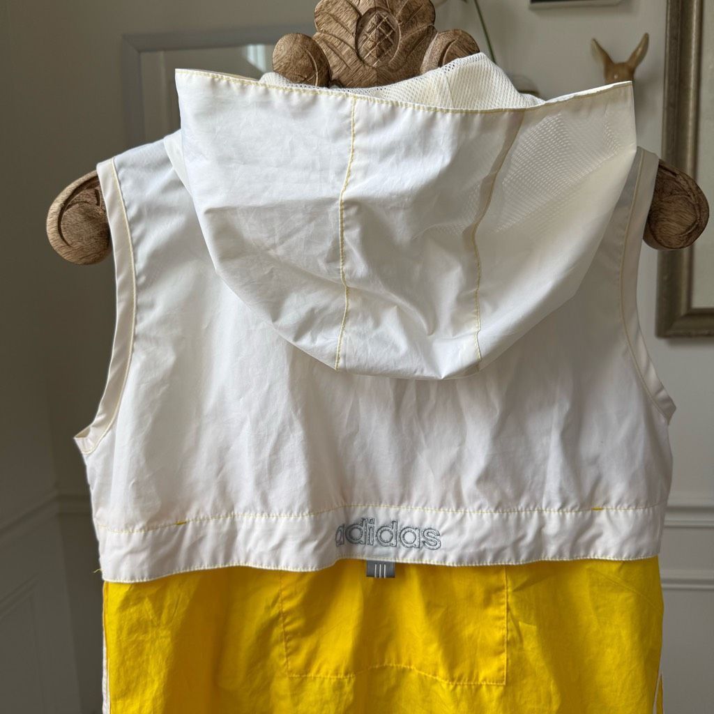 Adidas Vintage Adidas 90s Sleeveless Windbreaker Hooded Vest Yellow Size M / US 6-8 / IT 42-44 - 9 Thumbnail