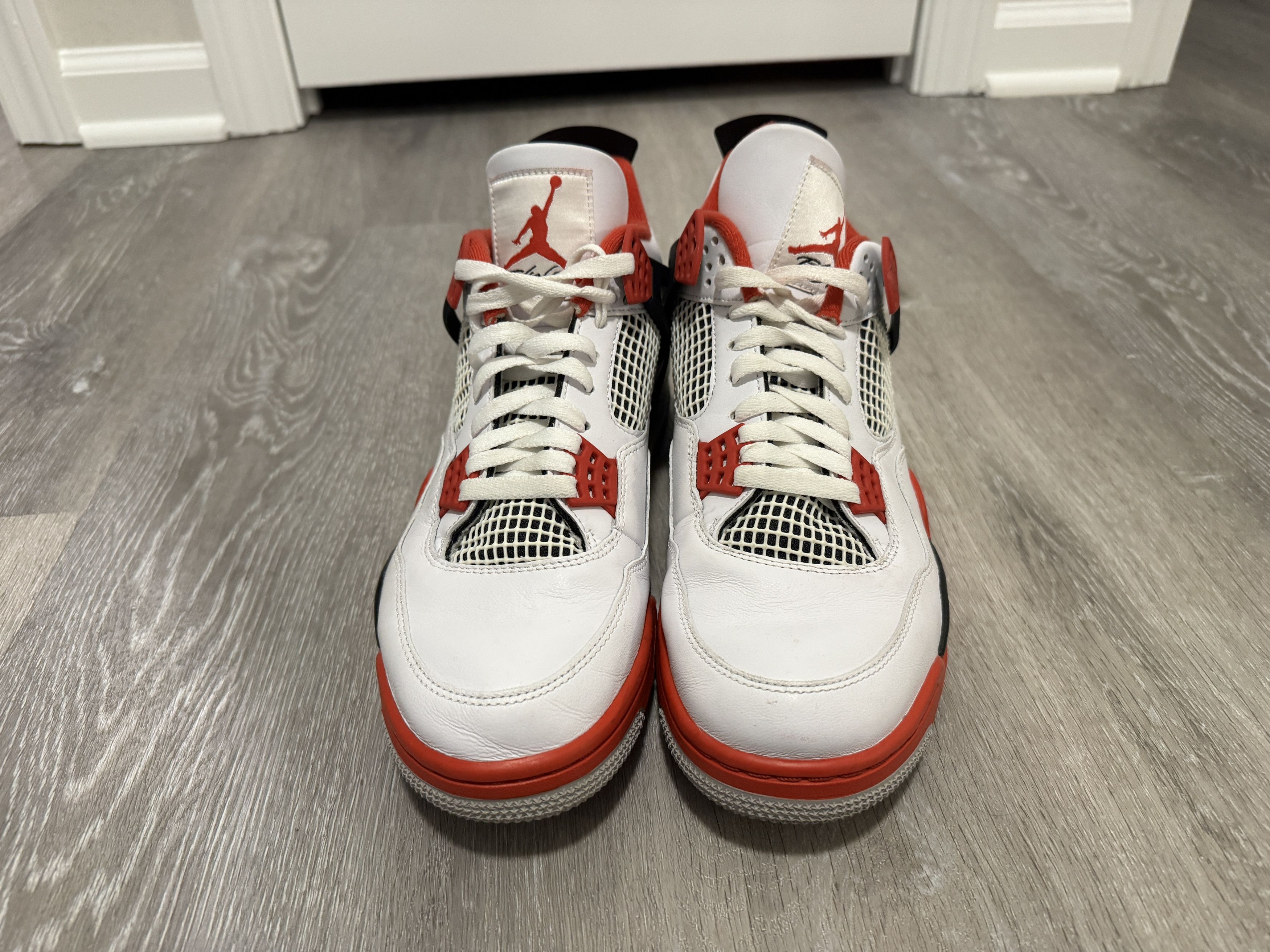 Jordan Brand Air Jordan 4 Retro Fire Red OG 2020 Size 11 Size US 11 / EU 44 - 2 Thumbnail