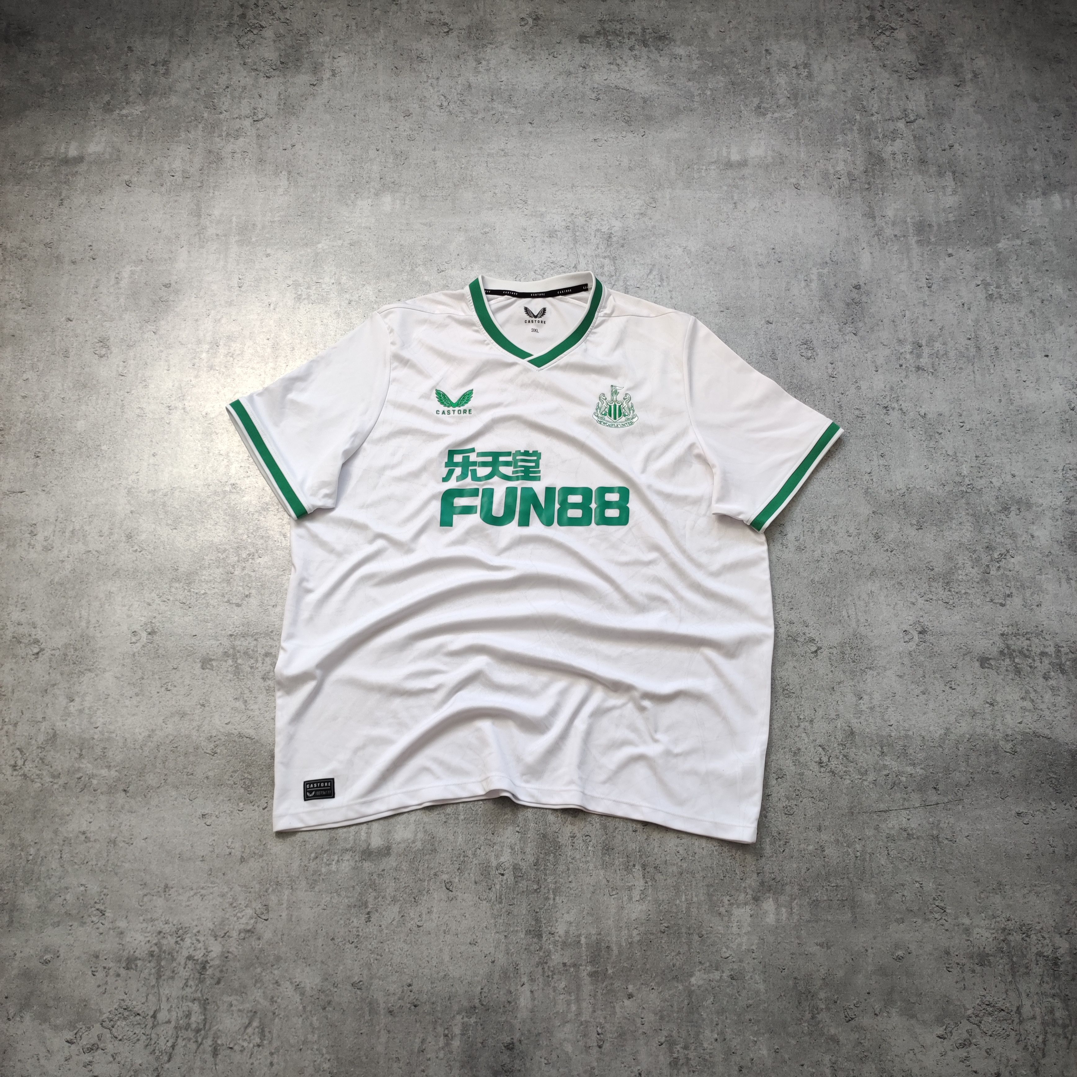 Other Football Core Newcastle United 2022/23 Third Castore Jersey Size US XXL / EU 58 / 5 - 1 Thumbnail