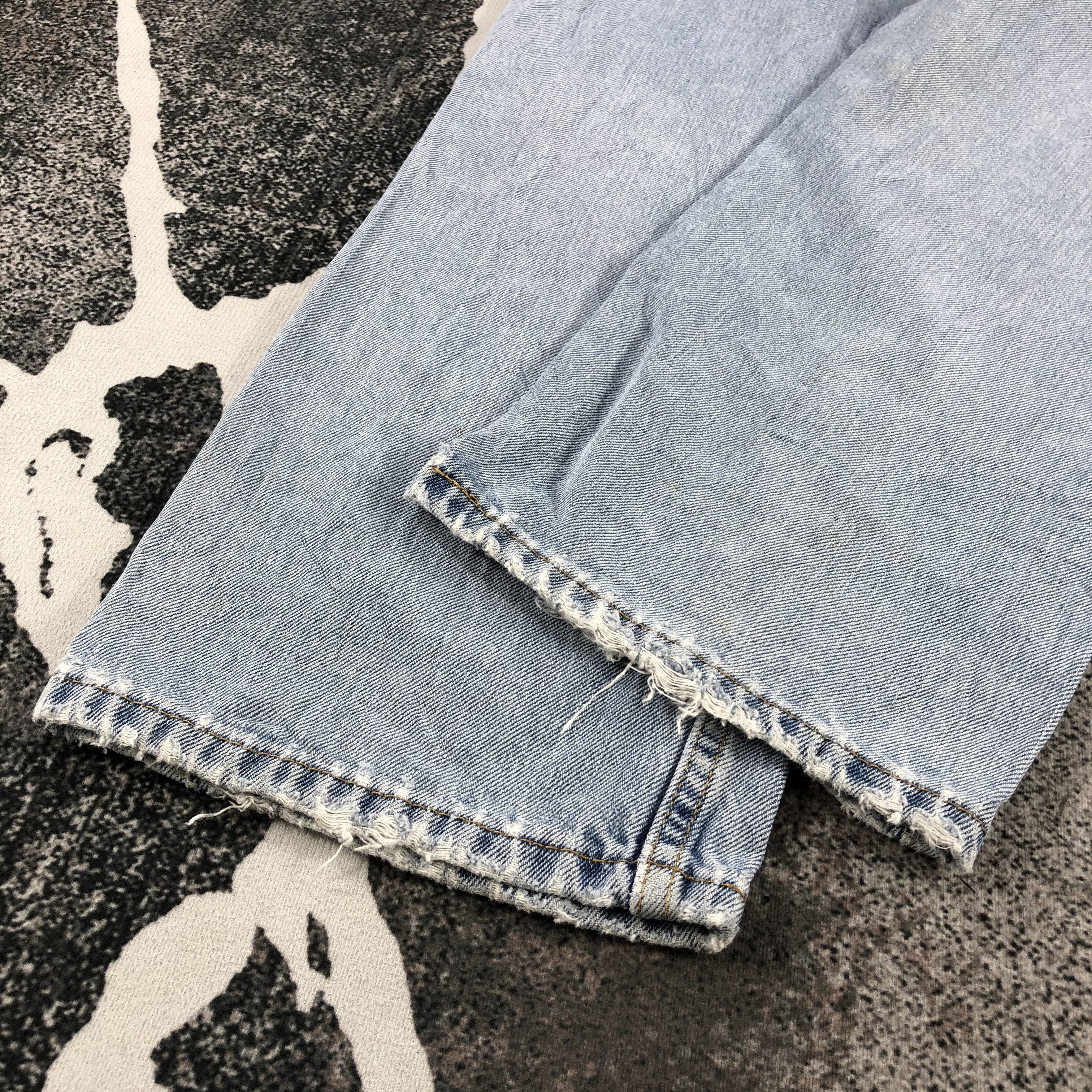 Levi's Vintage Levi's 505 Jeans Medium Wash Denim KJ961 Size US 36 / EU 52 - 6 Thumbnail