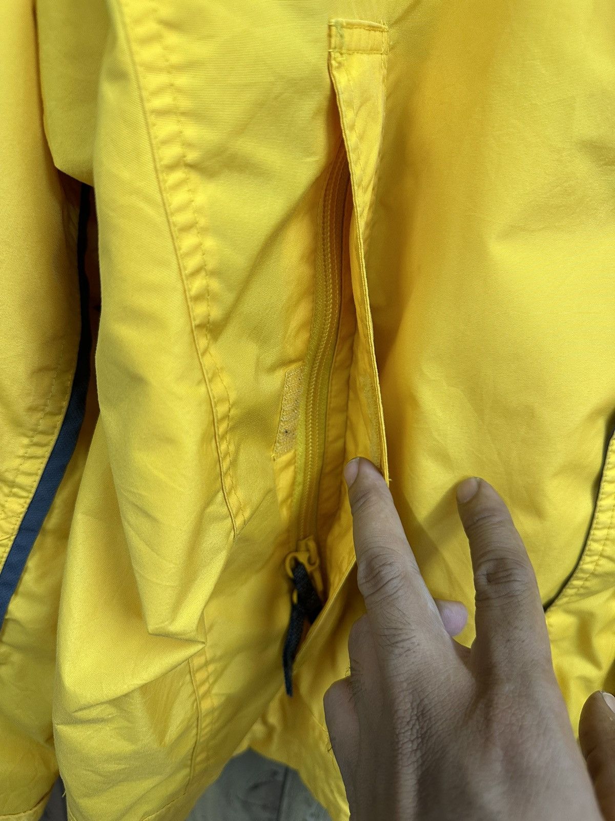 Columbia Vintage Columbia Outdoor Gopcore Jacket Z29 Size US S / EU 44-46 / 1 - 10 Thumbnail