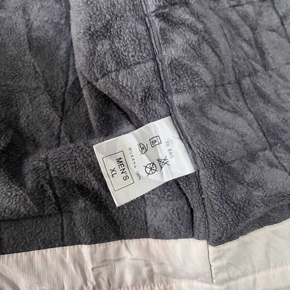 Nike 2000s Nike nylon/polyster inner fleece multipocket jacket Size US XL / EU 56 / 4 - 9 Thumbnail