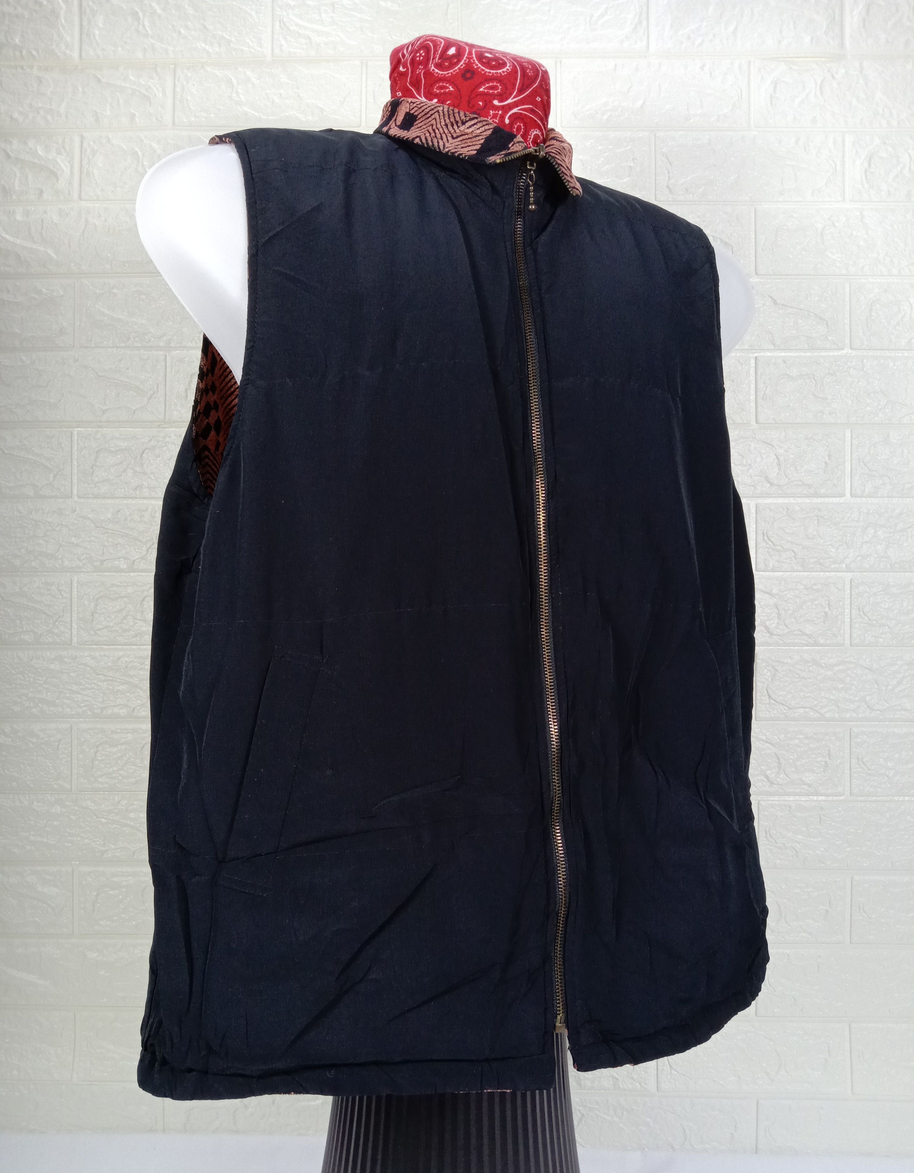 Japanese Brand Vintage Elegance Fashion Stylish Reversible Vest Size US L / EU 52-54 / 3 - 6 Thumbnail