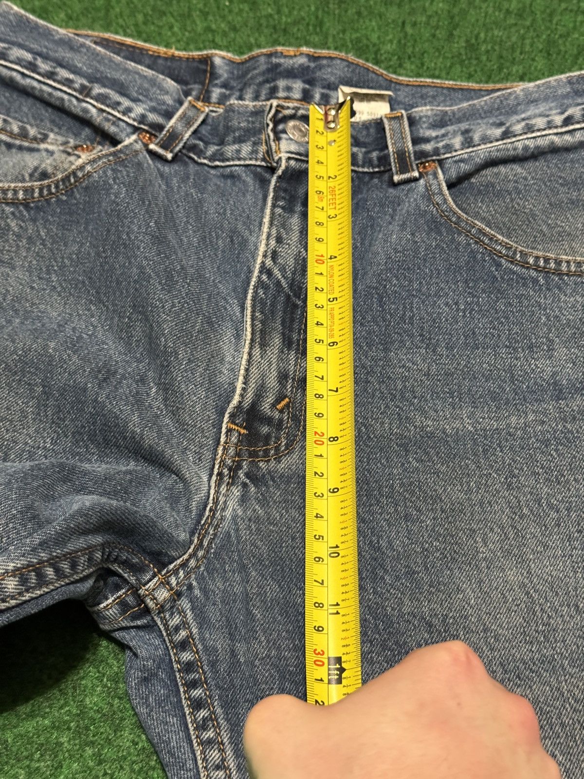 Levi's Vintage Clothing Levis 505 Vintage 90s 32x32 Straight Leg Medium Wash Jeans Size US 32 / EU 48 - 11 Thumbnail