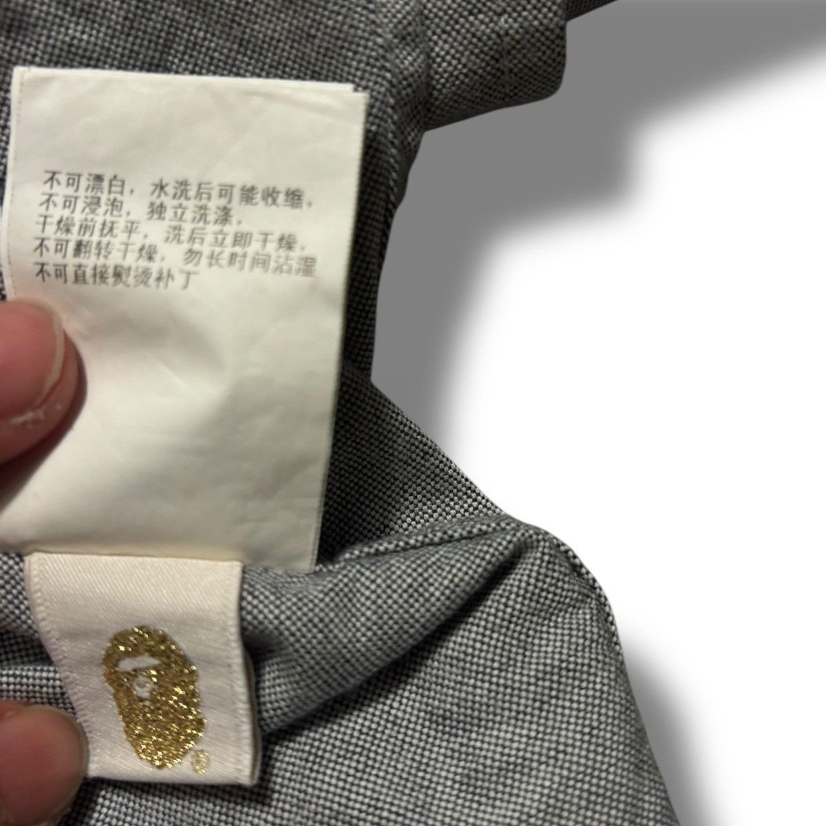 Bape 00s Bape velours patch elbow logo shirts archive nigo Size US L / EU 52-54 / 3 - 6 Thumbnail