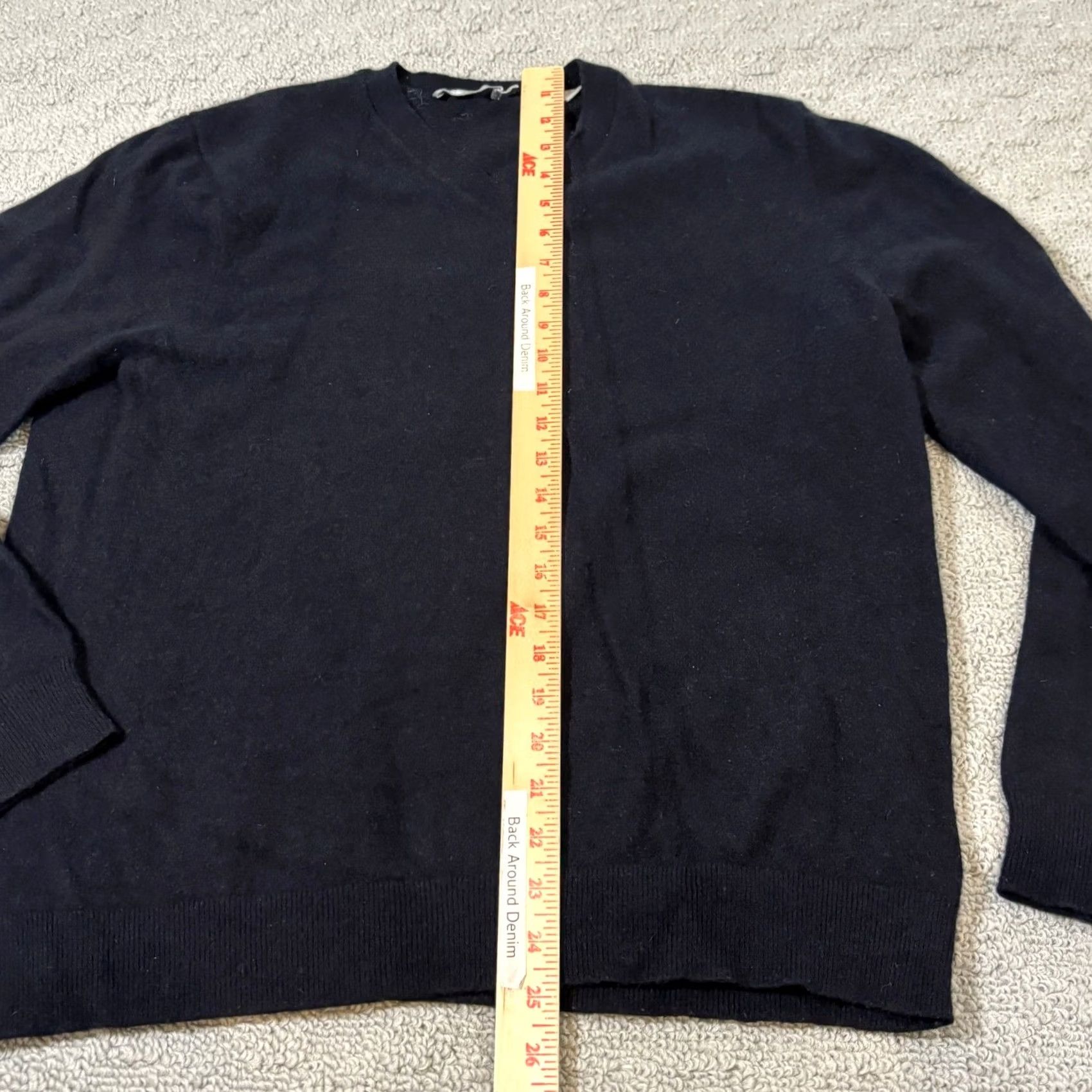 Vince Vince Mens Sweater V-Neck 100% Cashmere Navy Blue L Large Pullover Classic Knit Cashmere Lightweight Breathable All Seasons Mens Size US L / EU 52-54 / 3 - 4 Thumbnail
