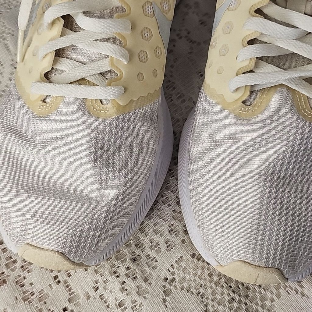 Nike Nike Downshifter Running White Up Tennis Shoes Sz 9.5 Size US 9.5 / IT 39.5 - 4 Thumbnail