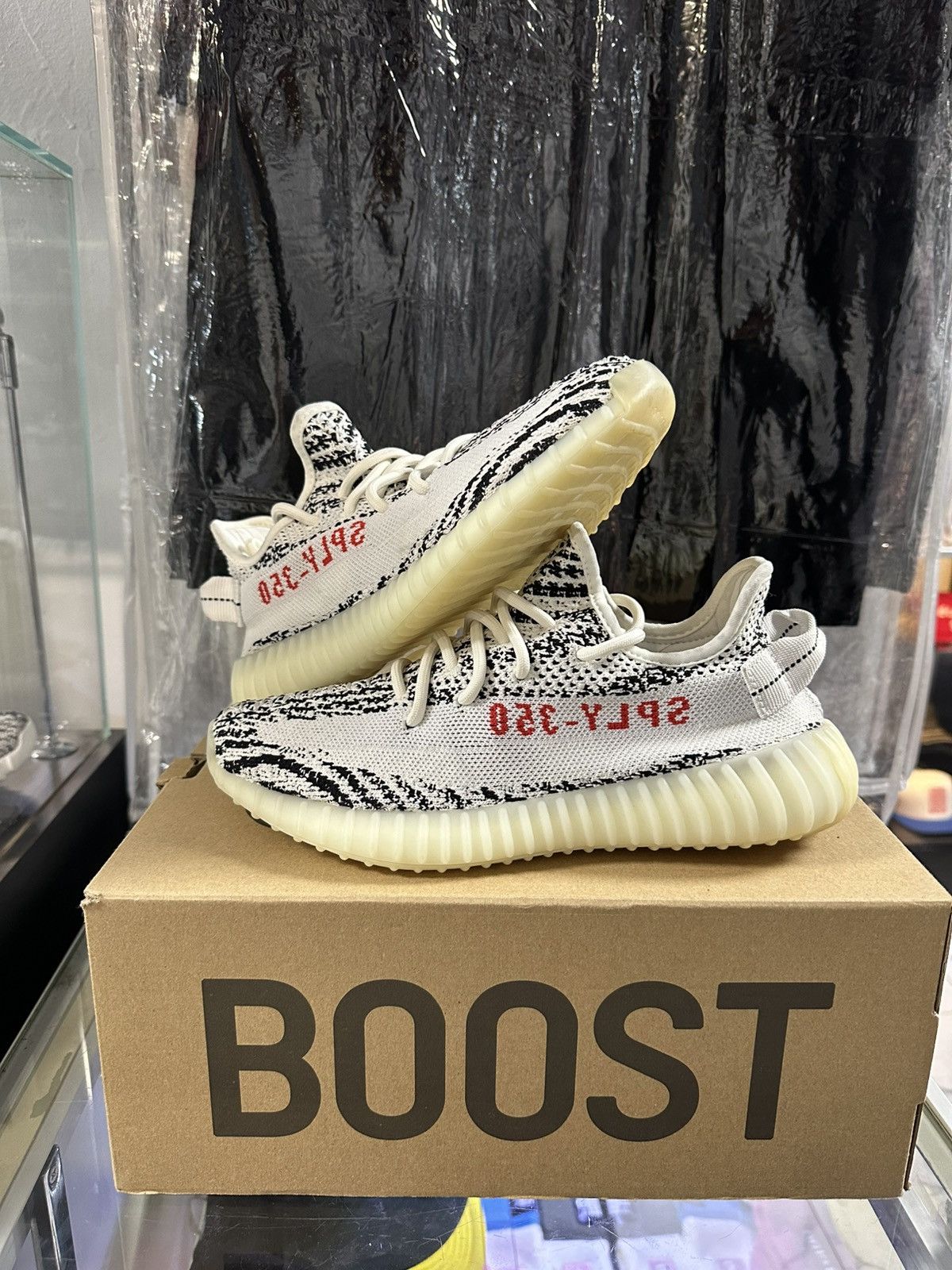 Yeezy Adidas Yeezy Boost 350 v2 ‘Zebra’ Size US 6.5 / EU 39-40 - 1 Thumbnail