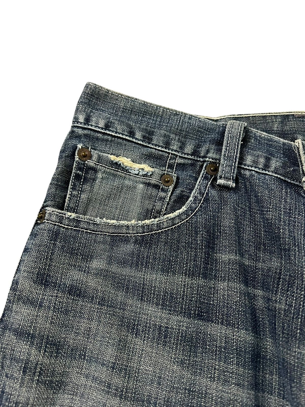Levi's Vintage Levis 502 Mud Wash Distress Jean Size US 28 / EU 44 - 11 Thumbnail