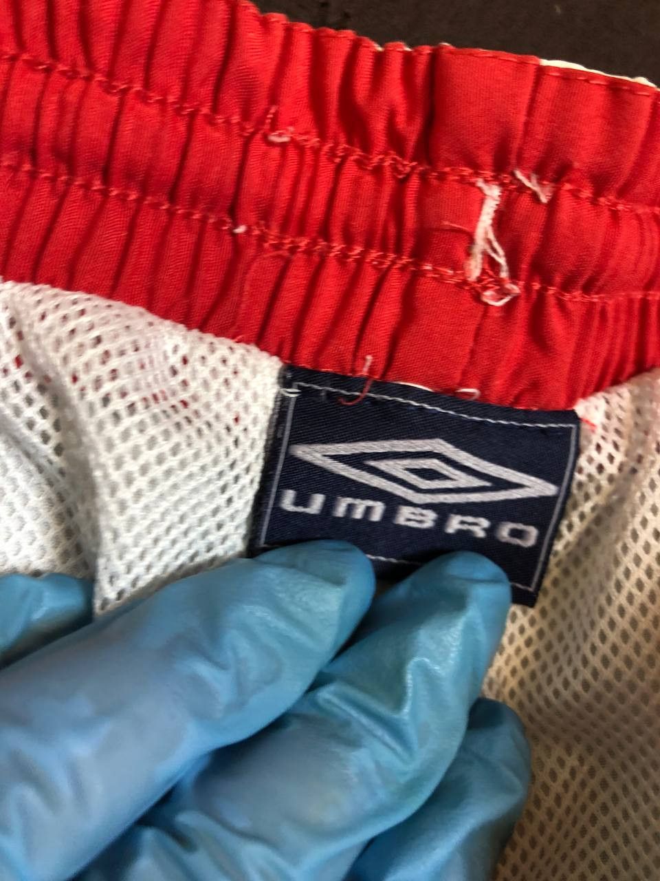Umbro Umbro Vintage Mens Retro Nylon Shorts Size US 32 / EU 48 - 2 Thumbnail