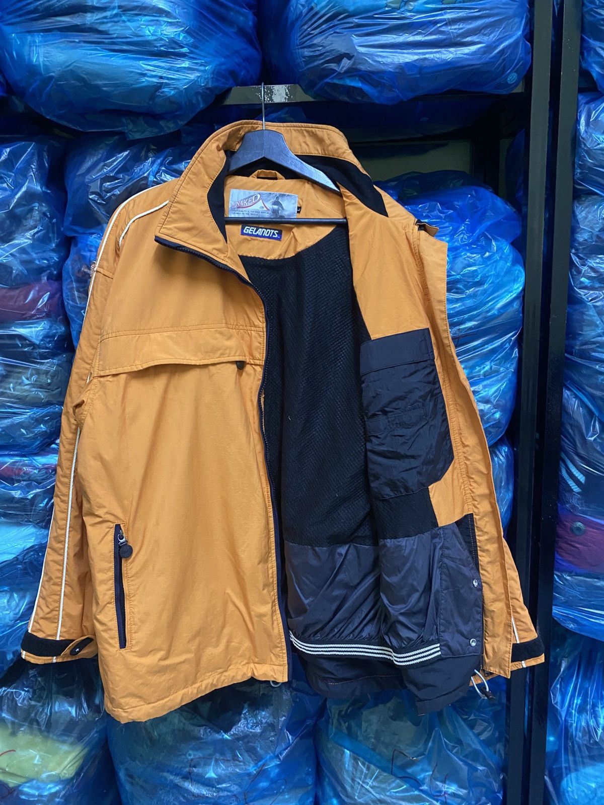 Other VINTAGE 90S NAKED WINDBREAKER JACKET Size US L / EU 52-54 / 3 - 6 Thumbnail