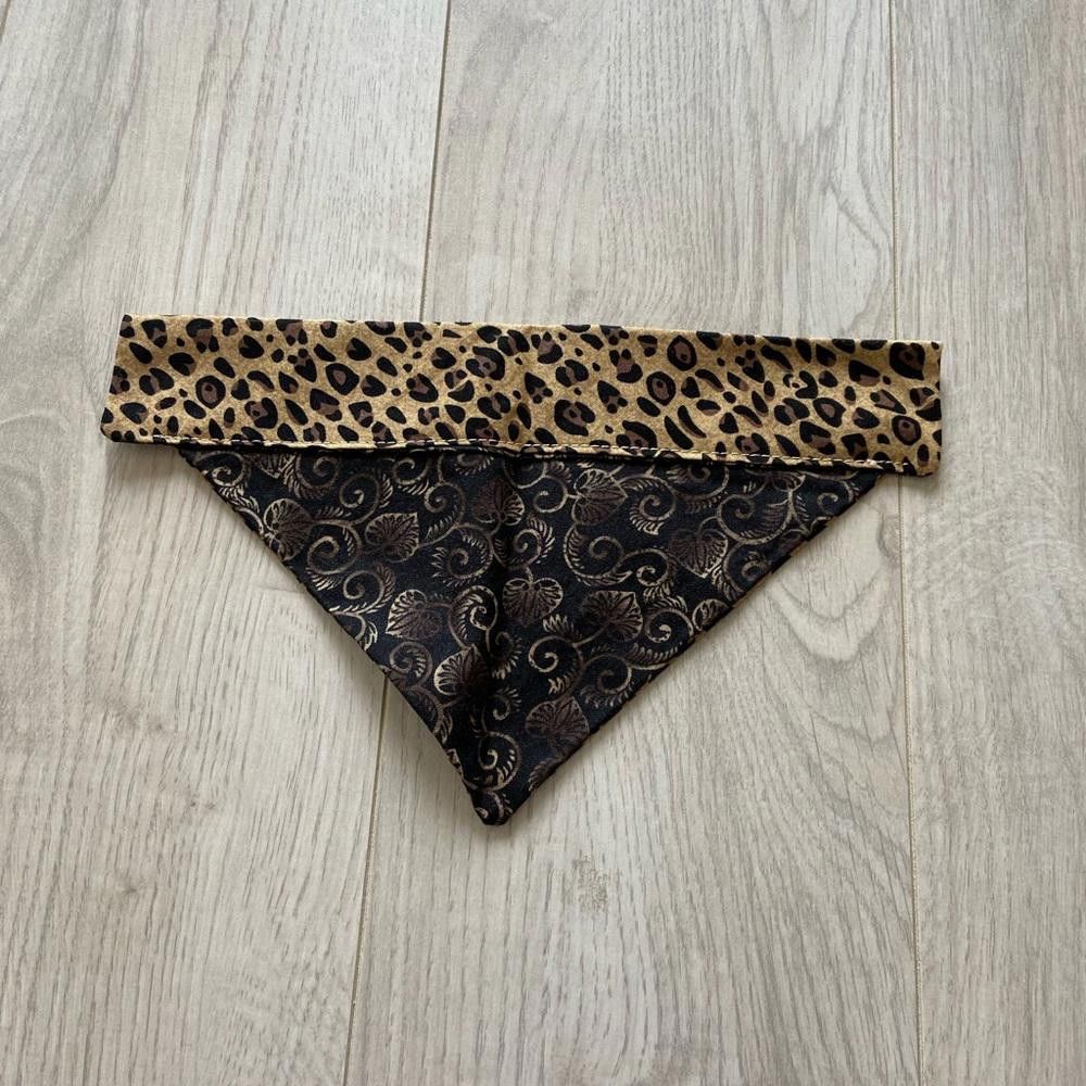 Designer Cheetah Print Dog Bandana Size ONE SIZE - 3 Thumbnail