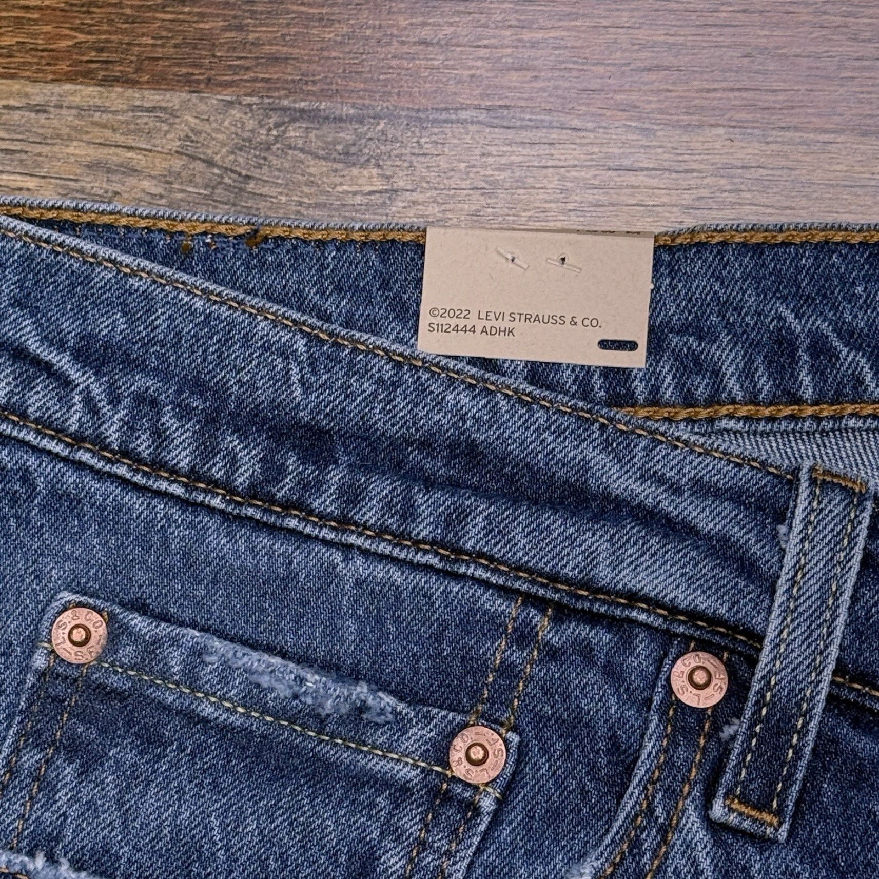 Levi's Levi's 501 Jeans Womens 18W High Rise Stretch Straight 5-Pocket Denim Blue NWT Size 40" / US 18 - 6 Thumbnail