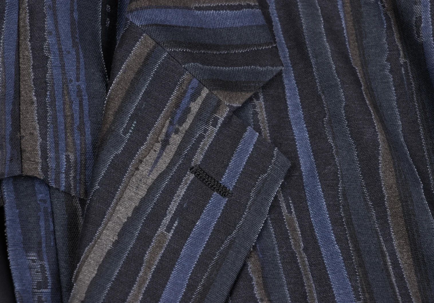 Issey Miyake Cotton-Polyester Striped Jacket in Blue Size 2 Size US M / EU 48-50 / 2 - 4 Thumbnail