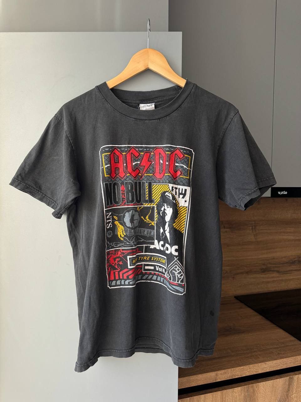 AC/DC Vintage AC/DC No bull short sleeve band T-shirt metal rock Size US L / EU 52-54 / 3 - 1 Thumbnail