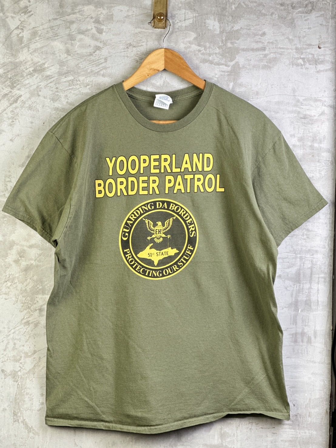 Vintage Yooperland Border Patrol Vintage Humor T-Shirt Size US L / EU 52-54 / 3 - 2 Thumbnail