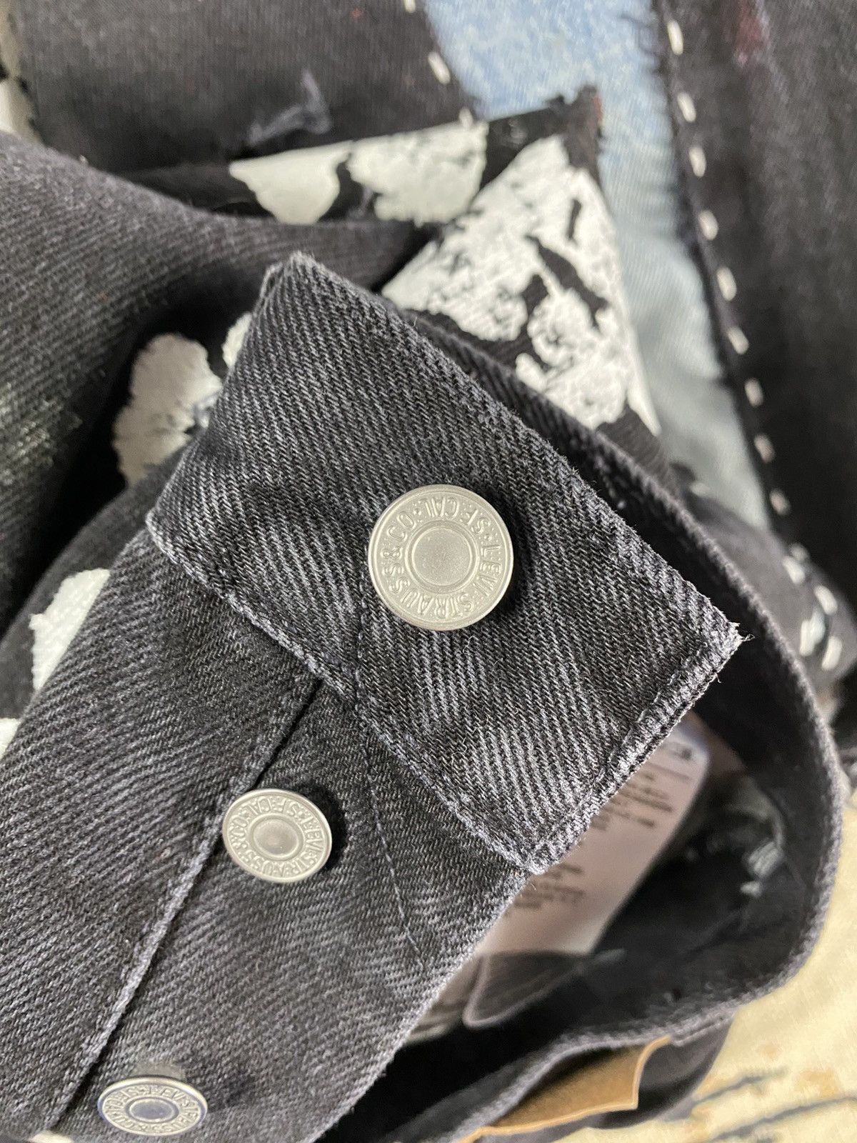 DENIM TEARS × Levi's DENIM TEARS Re-worked Levi’s [ PAIN ✞ ] Size US 28 / EU 44 - 23 Thumbnail
