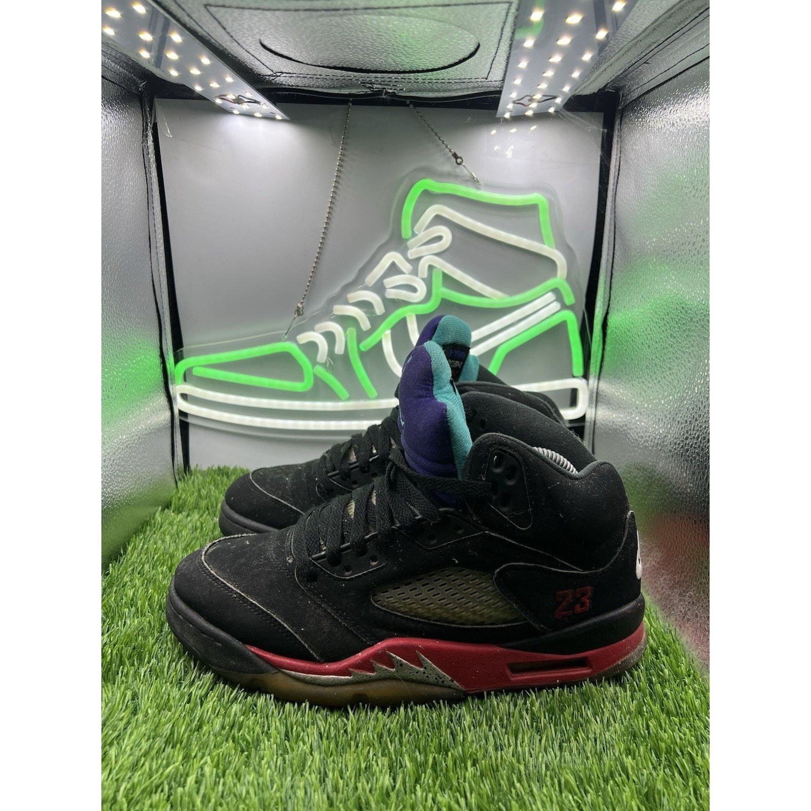 Air Jordan Retro black cement 3 854262 001 sz8.5 Air Jordan 3 Retro OG 2018 Black Cement | 854262-001 | Laced main image 2