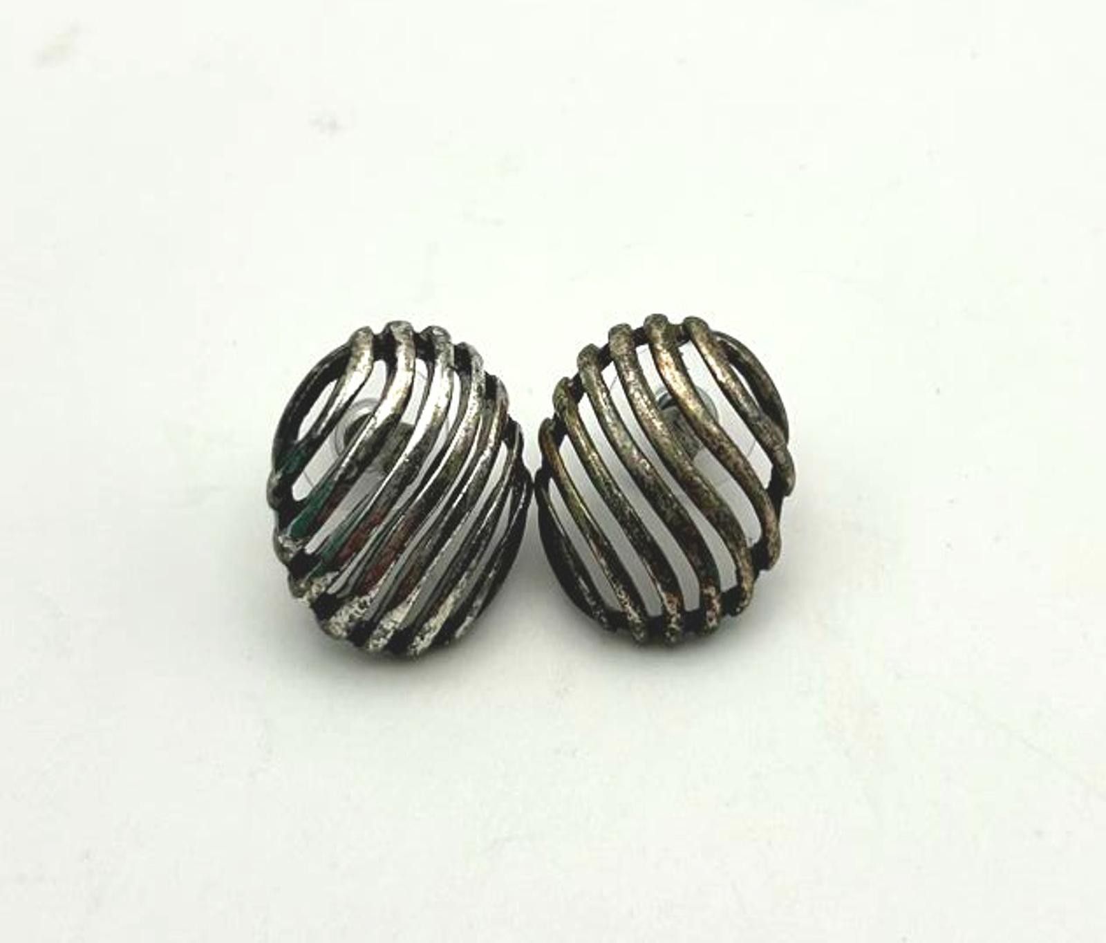 Designer Vintage Silver Tone Cage Earrings Sculptural Statement Studs Size ONE SIZE - 1 Thumbnail