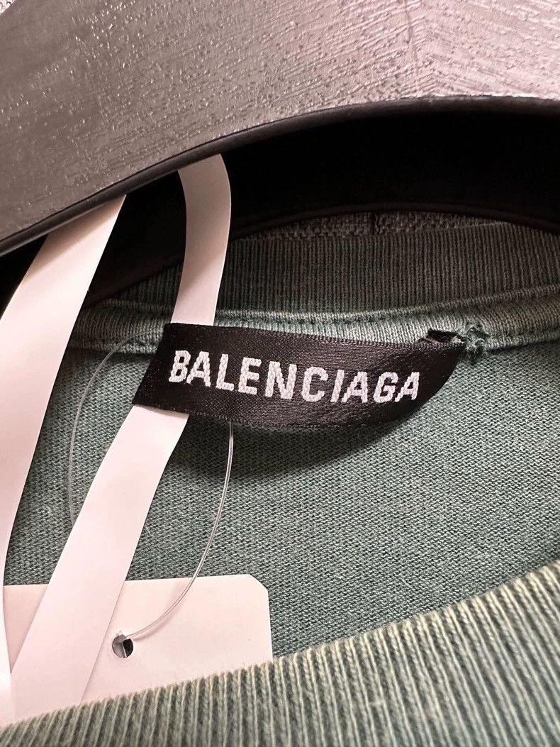 Balenciaga Balenciaga Printed Crewneck T-Shirt Size S, 95% New Size US S / EU 44-46 / 1 - 3 Thumbnail