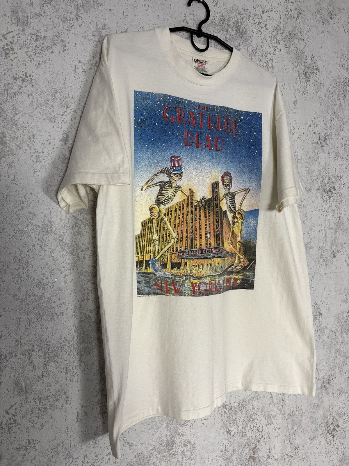 Band Tees Vintage 1995 Grateful Dead New York Radio City T-Shirt 90s Size US XL / EU 56 / 4 - 2 Thumbnail