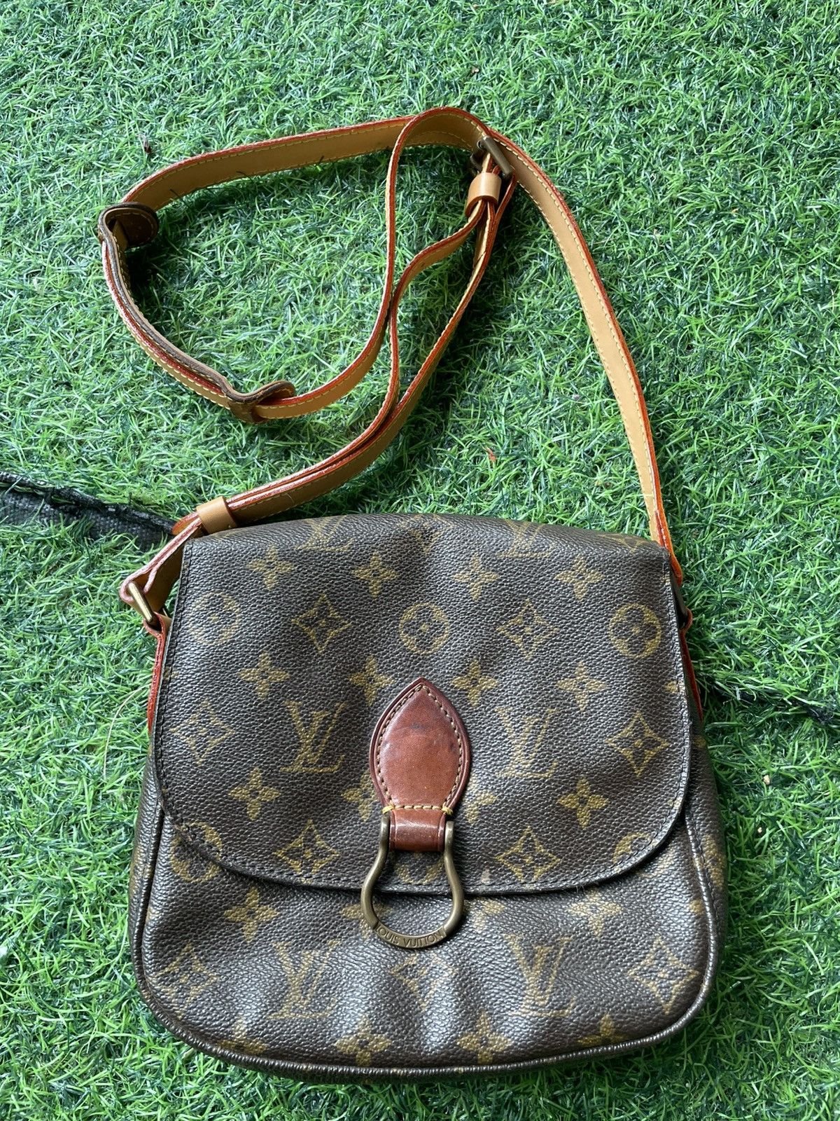 Louis Vuitton Vintage Louis Vuitton Saint Cloud Shoulder Bag Size ONE SIZE - 1 Thumbnail