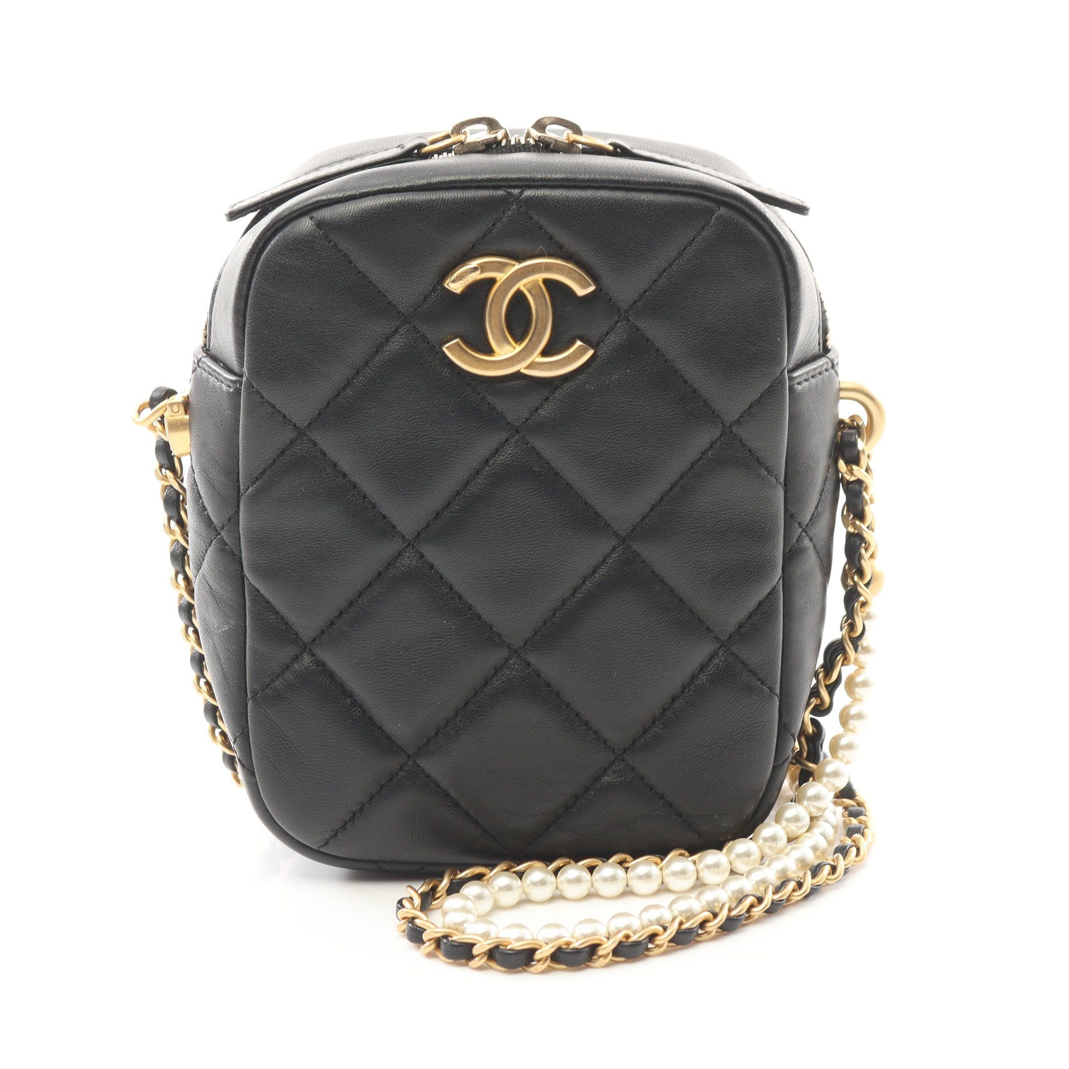 Chanel Chanel Matelasse Fake Pearl Chain Shoulder Bag Lambskin Black Gold Hardware Size ONE SIZE - 1 Thumbnail