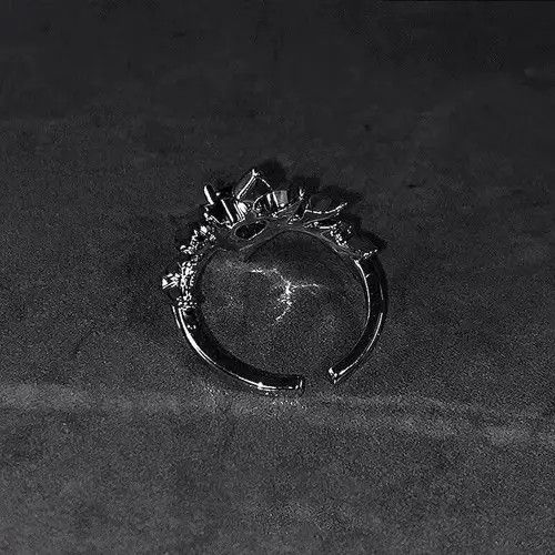 Jewelry × Vintage Tribal Thorn Ring Spike Graffiti Goth Punk Rock Jewelry Size ONE SIZE - 3 Thumbnail