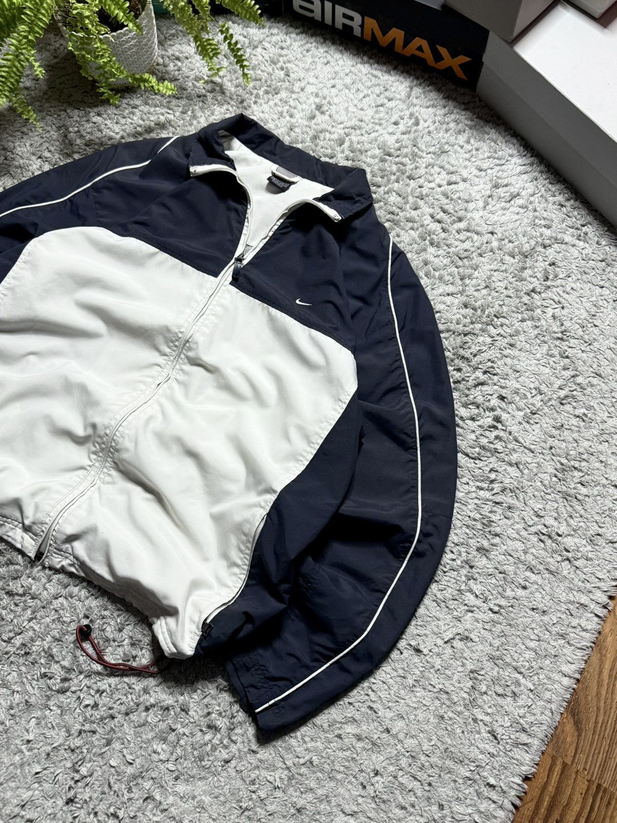Nike 00s Nike Jacket Vintage Rare Logo Swoosh Drill Streetwear Size US L / EU 52-54 / 3 - 3 Thumbnail
