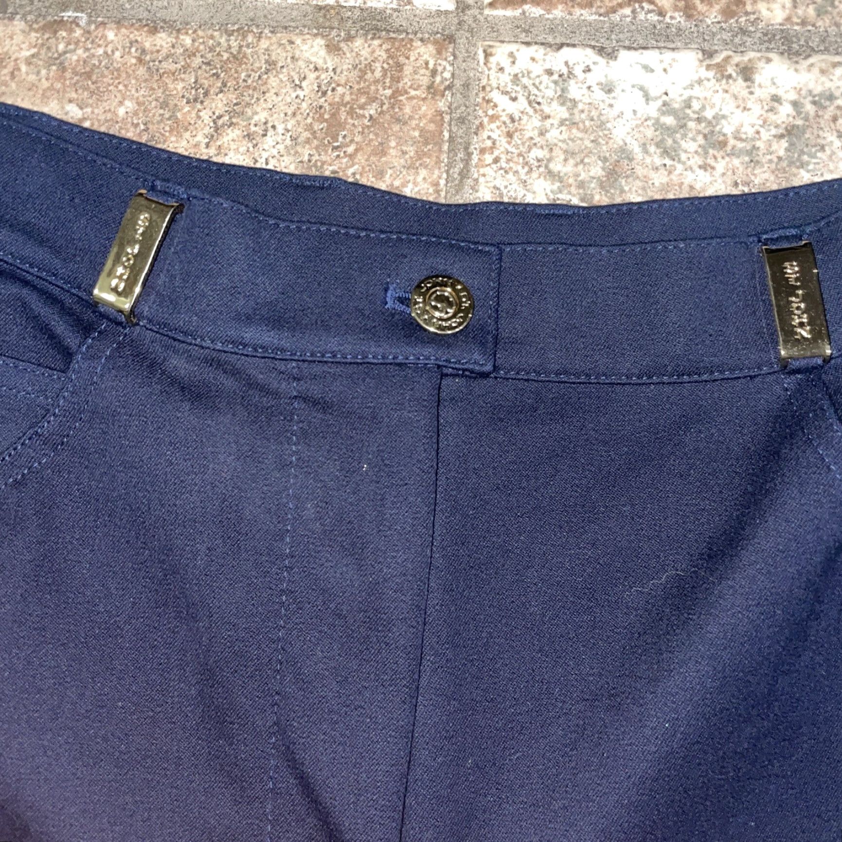 St. John ST. John Sport Black Pants Womens Size 6 Inseam 29” Black Sports Harem Pants Womens 6 Inseam 29” Size 28" / US 6 / IT 42 - 2 Thumbnail